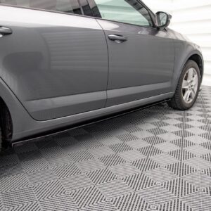 Maxton Design Боковые пороги и диффузоры для Skoda Octavia Mk3 после рестайлинга