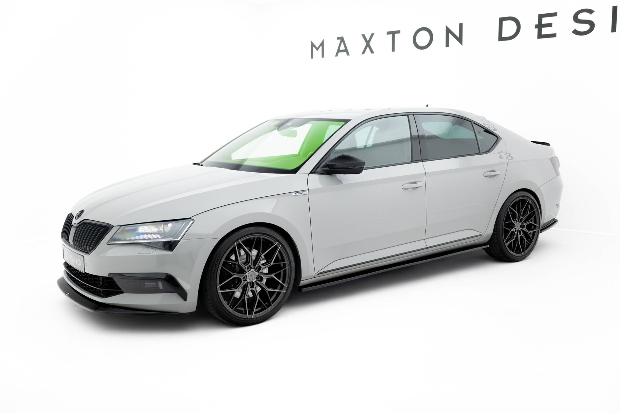 Maxton Design Пороги Диффузоры Skoda Superb Liftback/Combi Mk3 — изображение 2