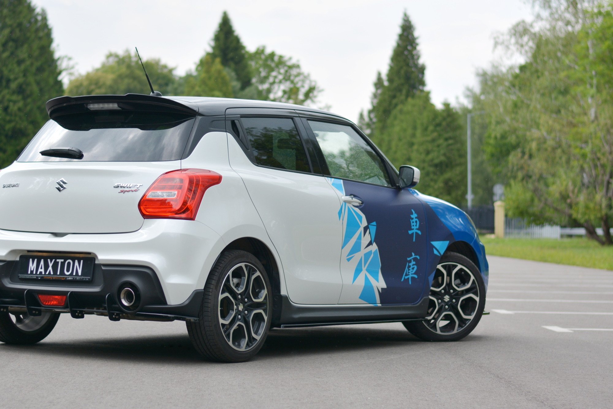 Maxton Design Боковые пороги и диффузоры для Suzuki Swift Sport Mk6 — изображение 3