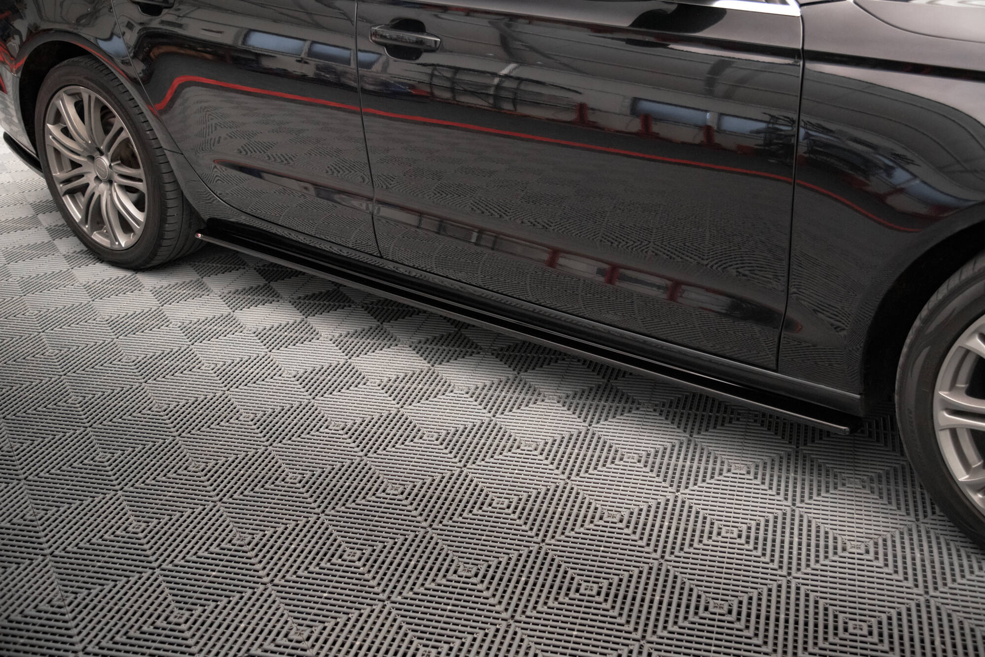 Maxton Design Боковые юбки Диффузоры V.1 Audi A6 C7 — изображение 2