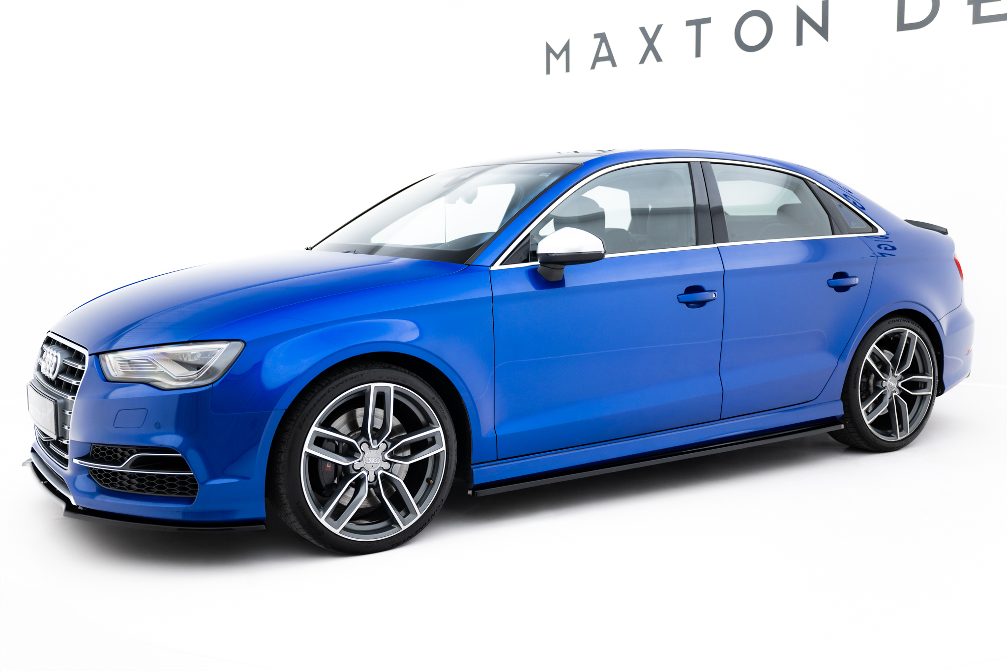 Maxton Design Боковые диффузоры V.1 для Audi S3 / A3 S-Line 8V / 8V FL Sedan — изображение 2