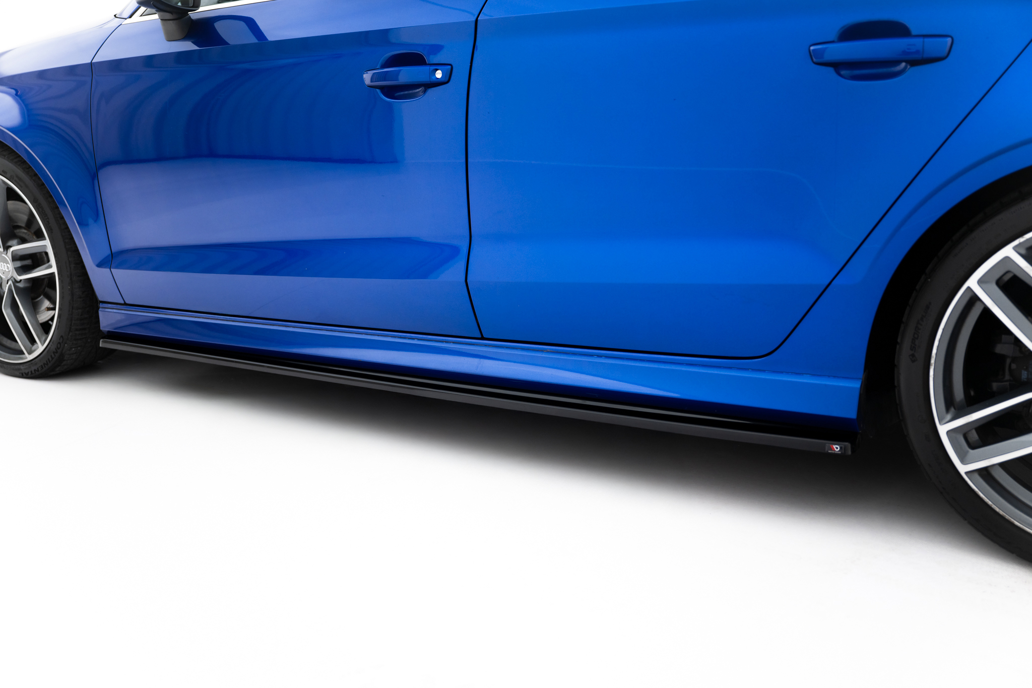 Maxton Design Боковые диффузоры V.1 для Audi S3 / A3 S-Line 8V / 8V FL Sedan — изображение 3