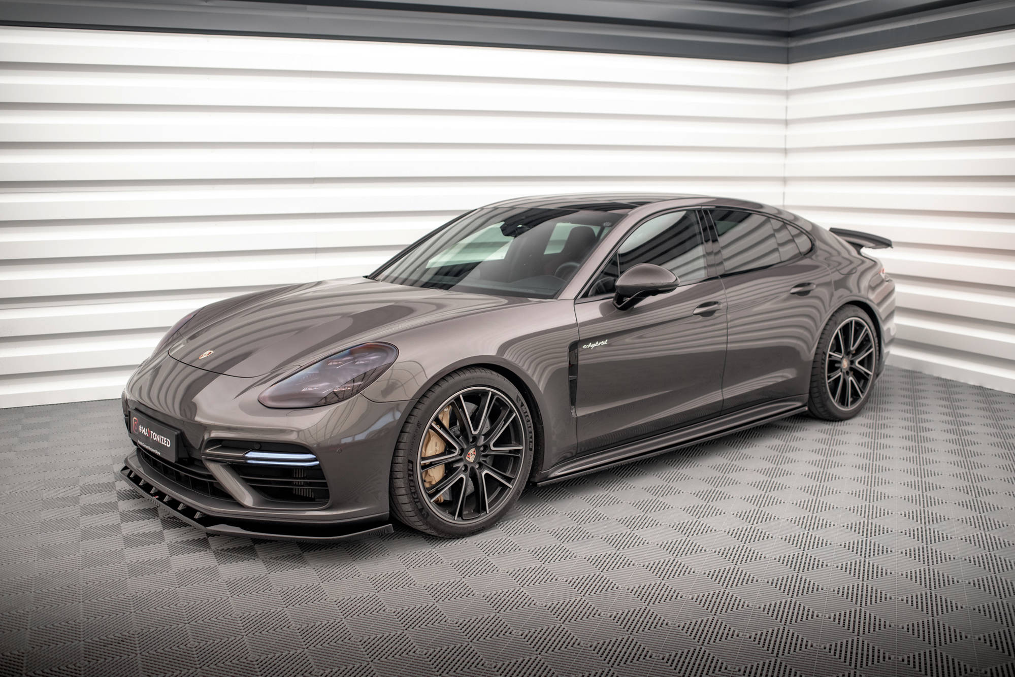 Maxton Design Боковые диффузоры V.1 для Porsche Panamera Turbo S E-Hybrid / Panamera E-Hybrid / Panamera 4S 971 — изображение 2
