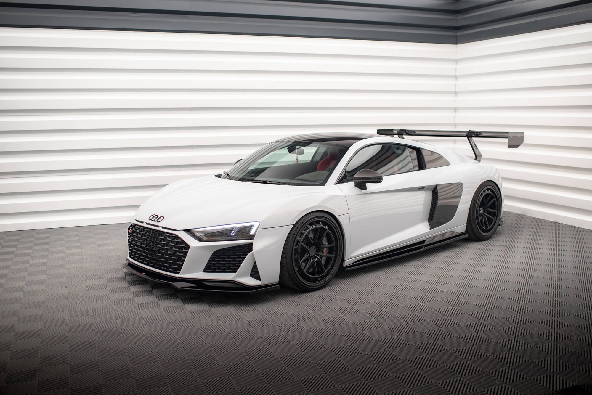 Maxton Design Боковые пороги и диффузоры V.2 для Audi R8 Mk2 Facelift — изображение 4