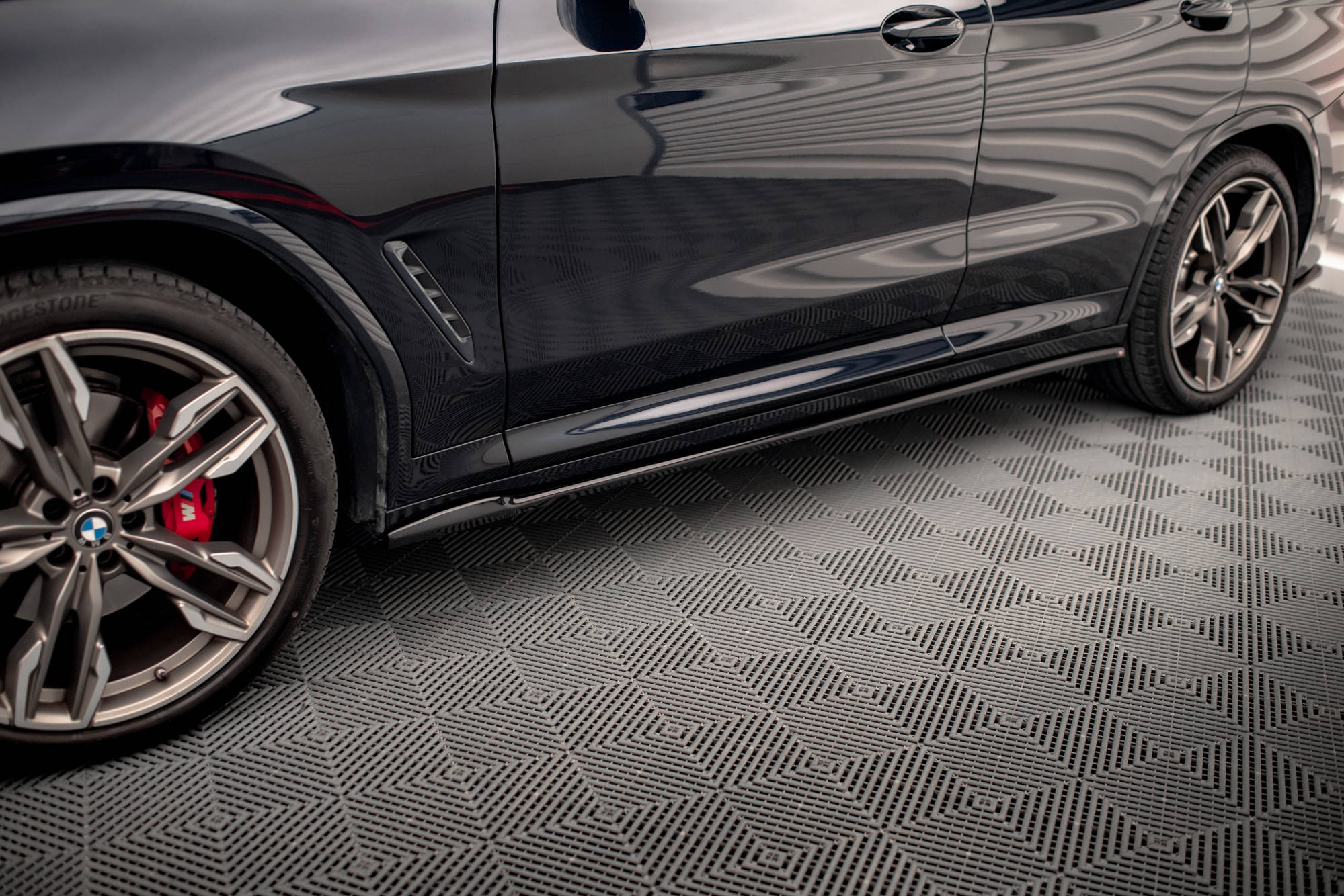 Maxton Design Боковые диффузоры V.2 для BMW X3 M40d / M40i / M-Pack G01