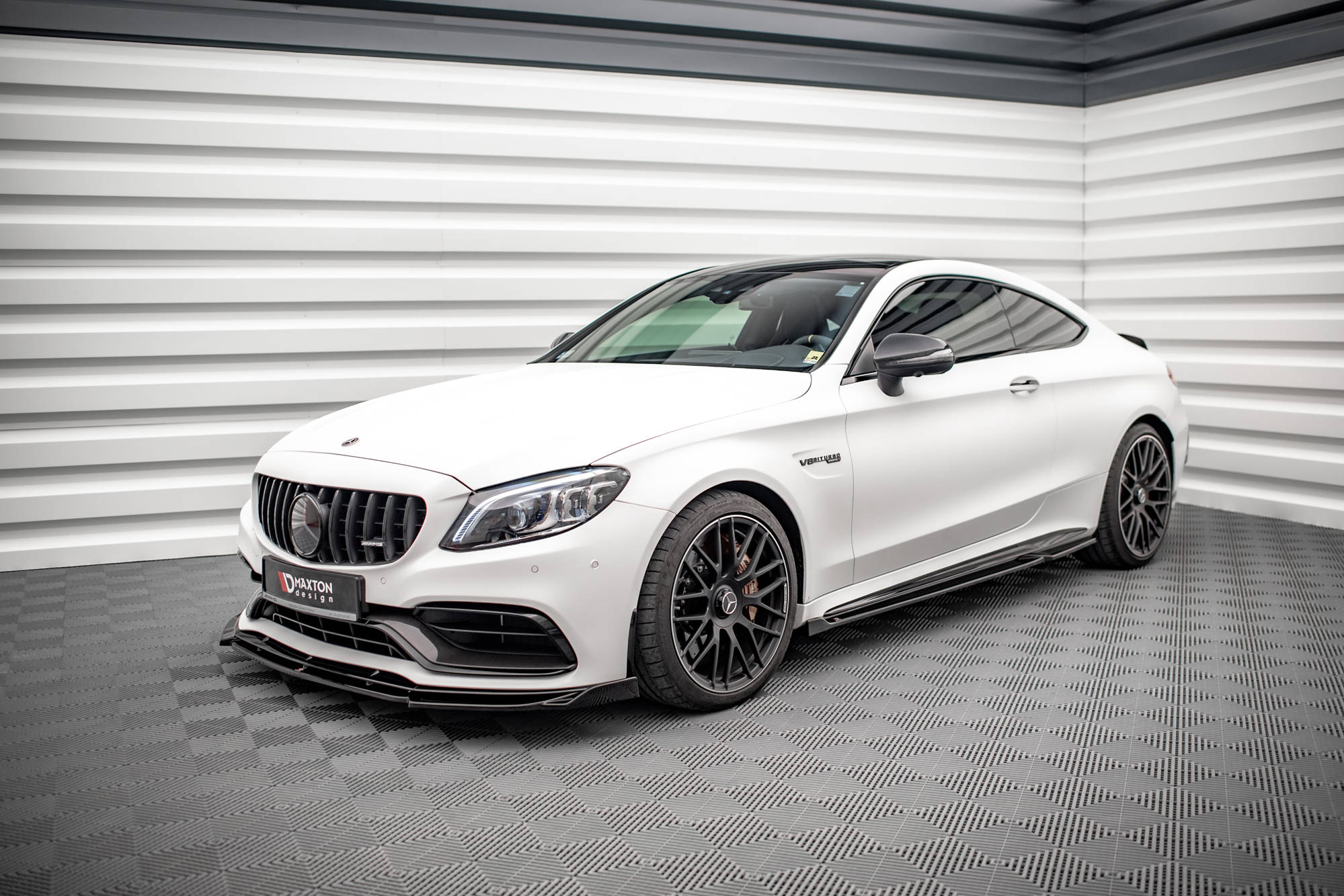 Maxton Design Боковые диффузоры V.2 для Mercedes-AMG C 63AMG Coupe C205 Facelift — изображение 2
