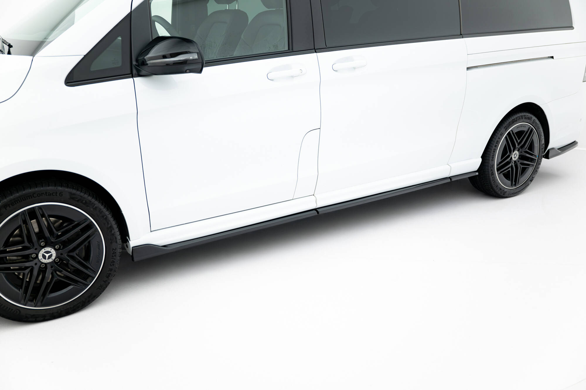 Maxton Design Боковые диффузоры V.2 для Mercedes-Benz V-Class Extra Long AMG-Line W447