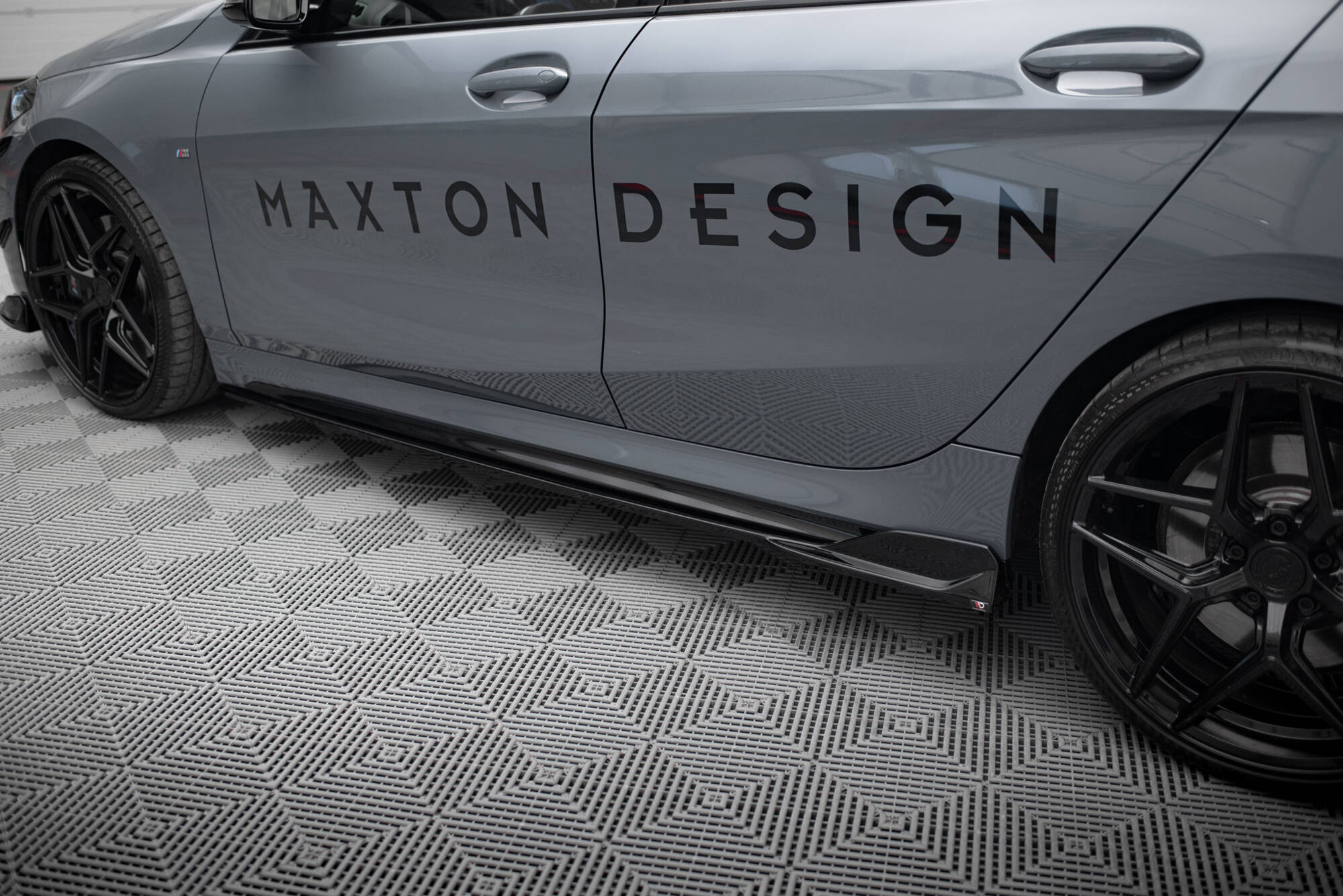 Maxton Design Боковые диффузоры V.3 для BMW 1 M-Pack/ M135i / 128ti F40 — изображение 2