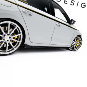 Maxton Design Боковые пороги и диффузоры V.4 Skoda Octavia RS Liftback / Combi Mk4