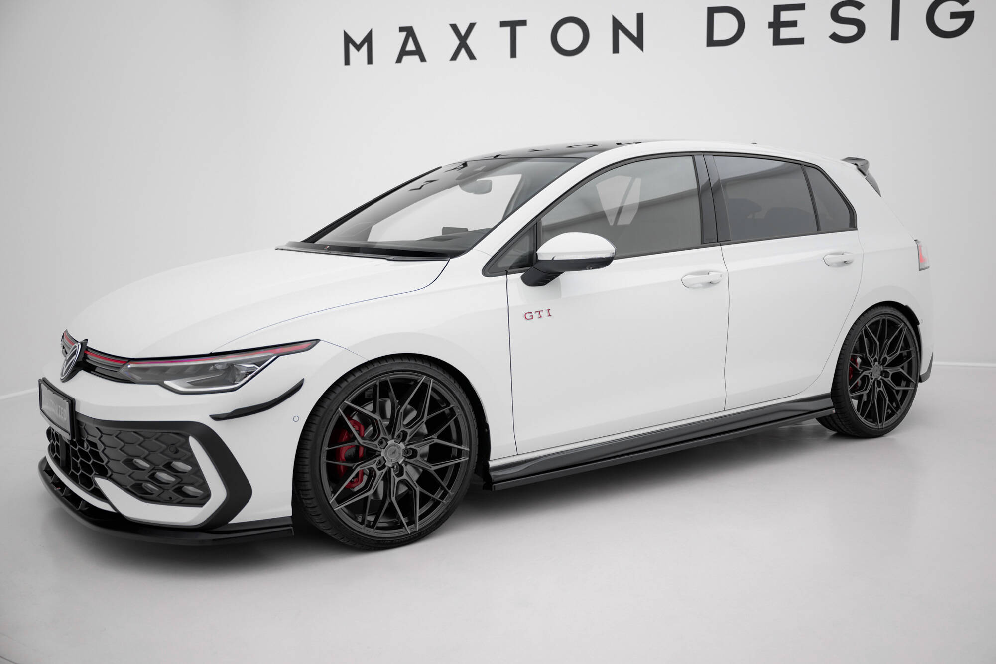 Maxton Design Боковые диффузоры V.4 для Volkswagen Golf GTI / GTE / GTI Clubsport / GTD / R-Line Mk8 — изображение 2