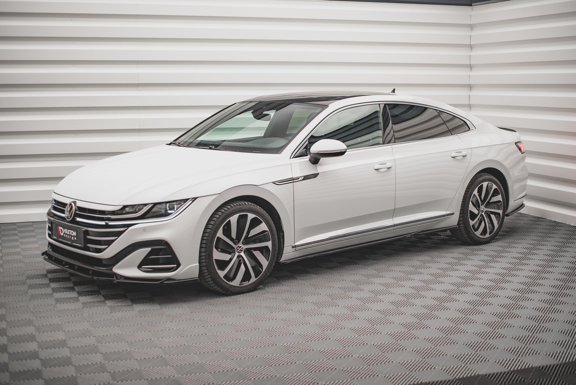 Maxton Design Боковые пороги и диффузоры для Volkswagen Arteon R/R-Line Sedan / Shooting Brake Mk1 Facelift — изображение 2