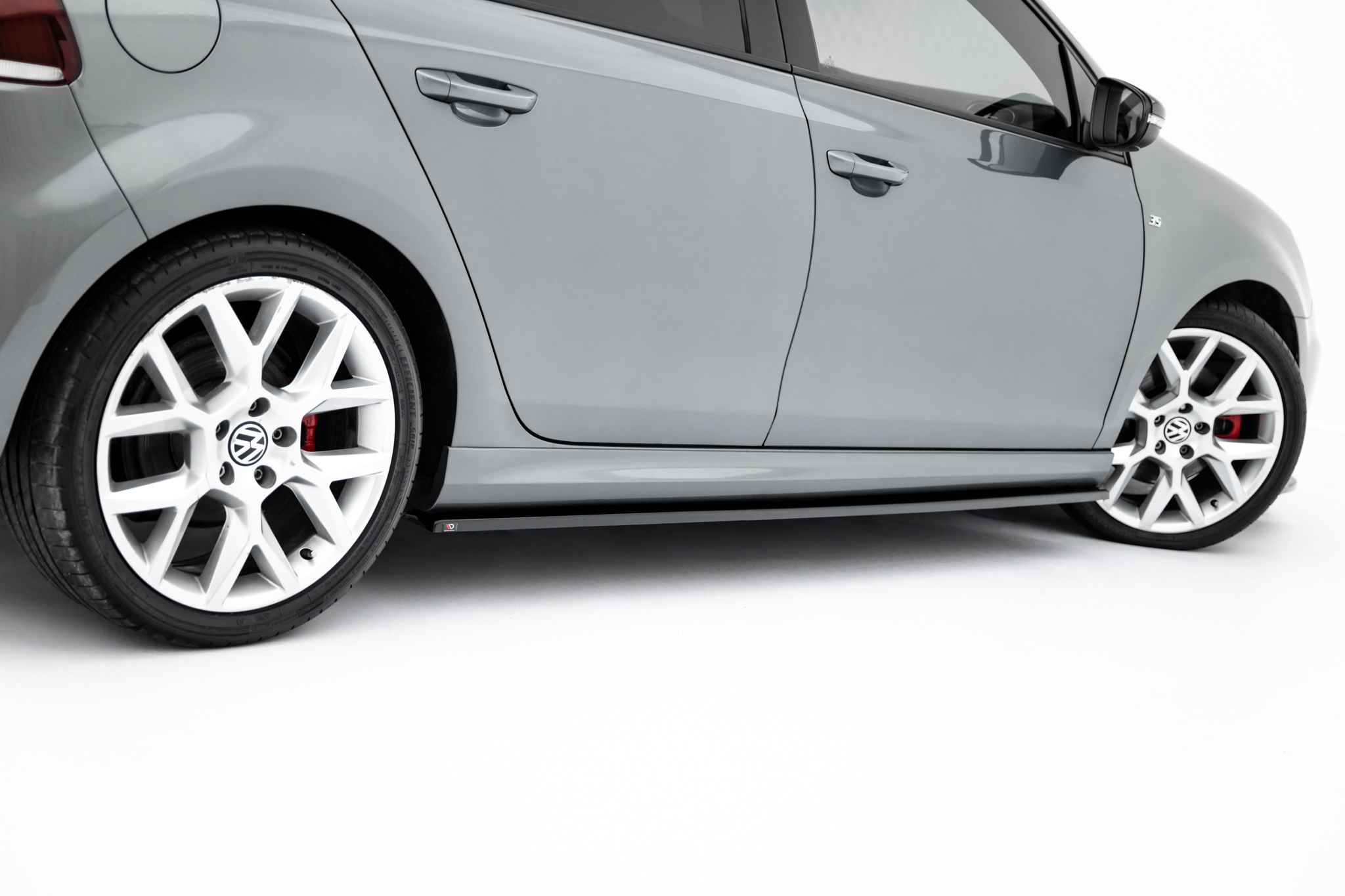 Maxton Design Боковые диффузоры для Volkswagen Golf GTI 35th / R20 Mk6 — изображение 4