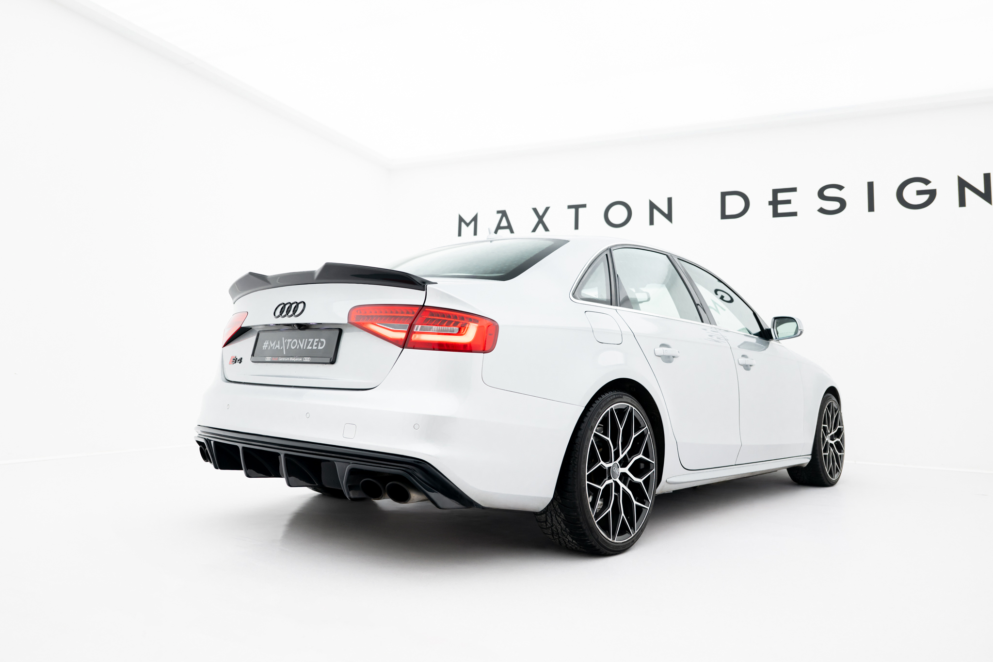 Maxton Design Накладка на спойлер 3D Audi S4 Sedan B8 Facelift — изображение 2
