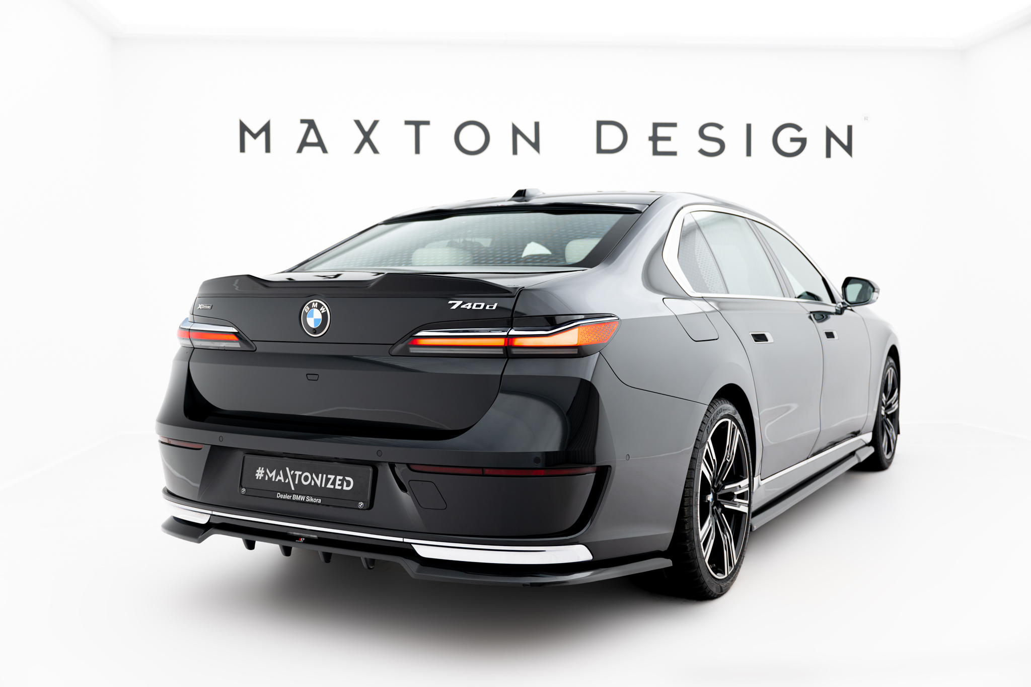 Maxton Design Накладка на спойлер 3D для BMW 7 G70 — изображение 2