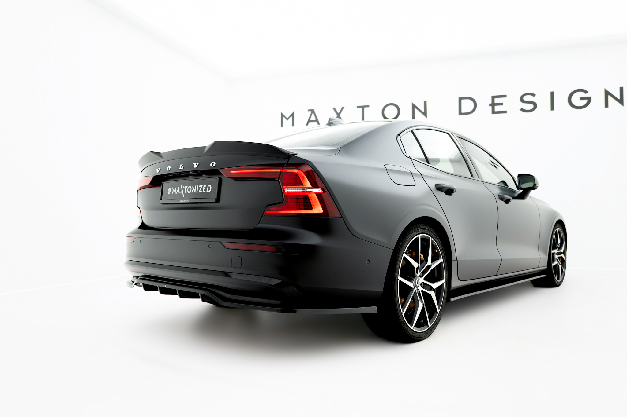 Maxton Design Накладка на спойлер 3D Volvo S60 R-Design Mk3 — изображение 3