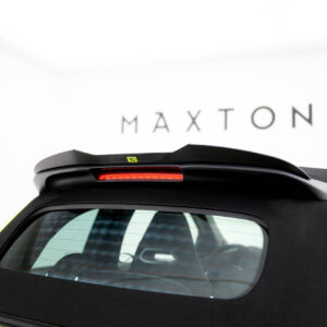 Maxton Design Спойлер Abarth 500e