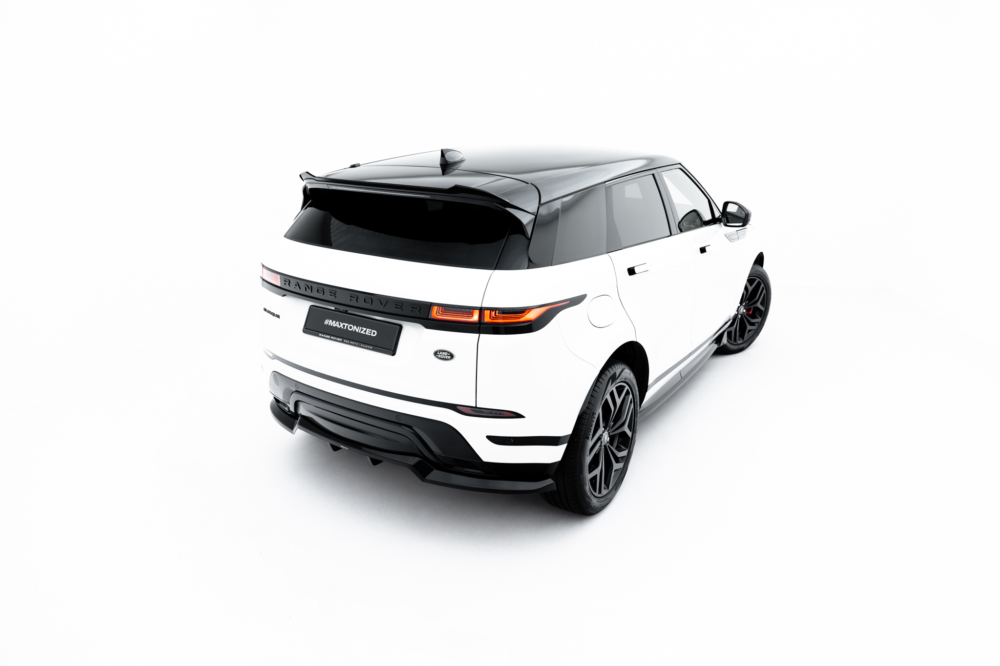 Maxton Design Спойлер Land Rover Range Rover Evoque Dynamic Mk2