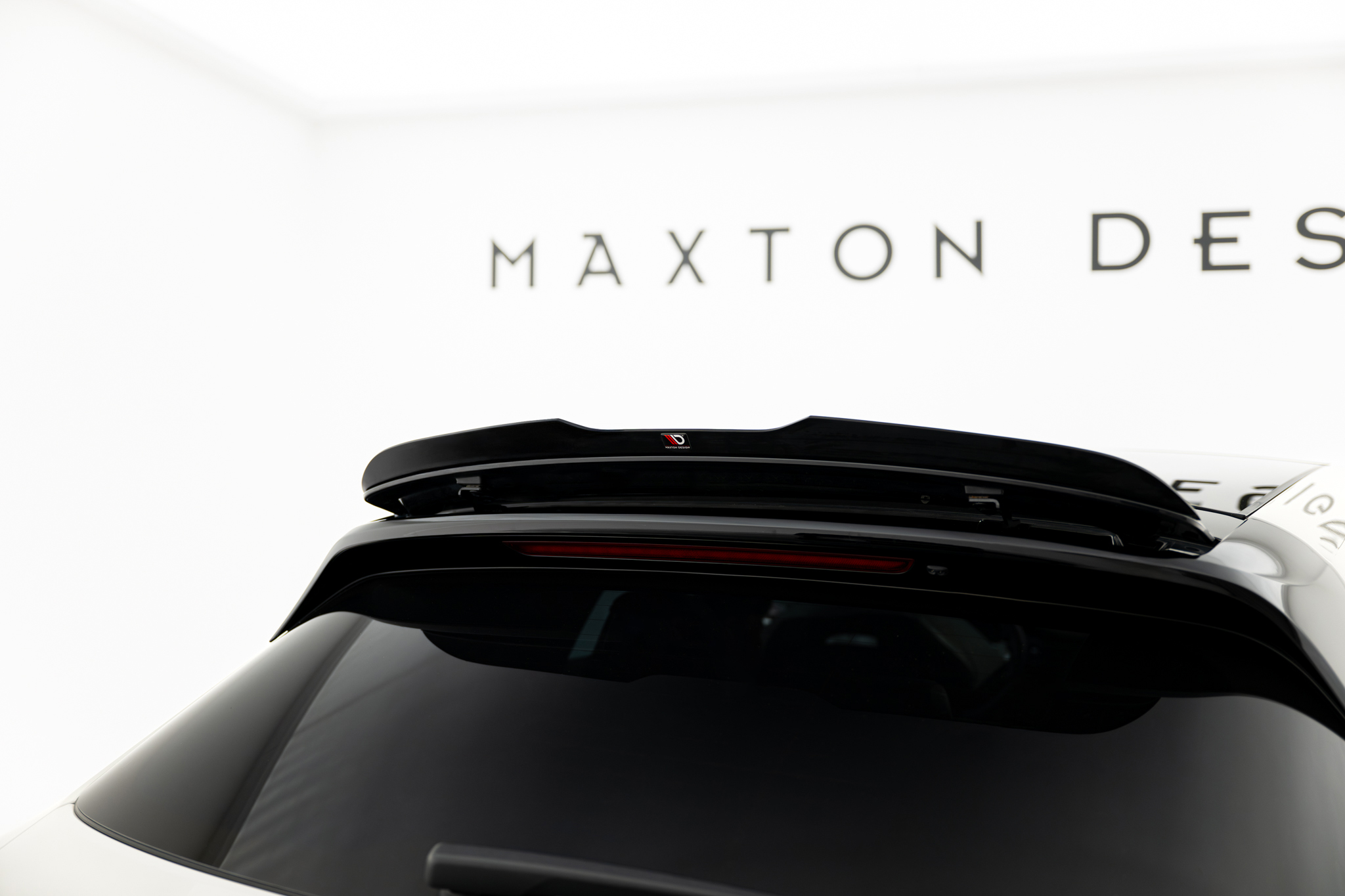 Maxton Design Накладка на спойлер Porsche Panamera GTS / 4S / E-Hybrid / Turbo S E-Hybrid Sport Turismo 971 Facelift — изображение 5