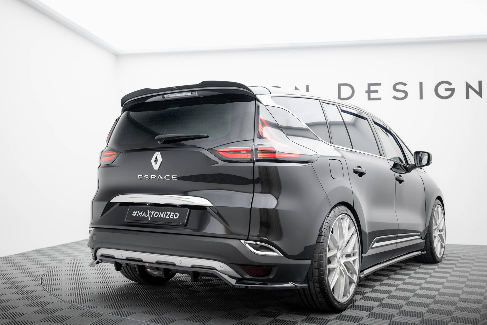 Maxton Design Накладка на спойлер Renault Espace Mk5 — изображение 2