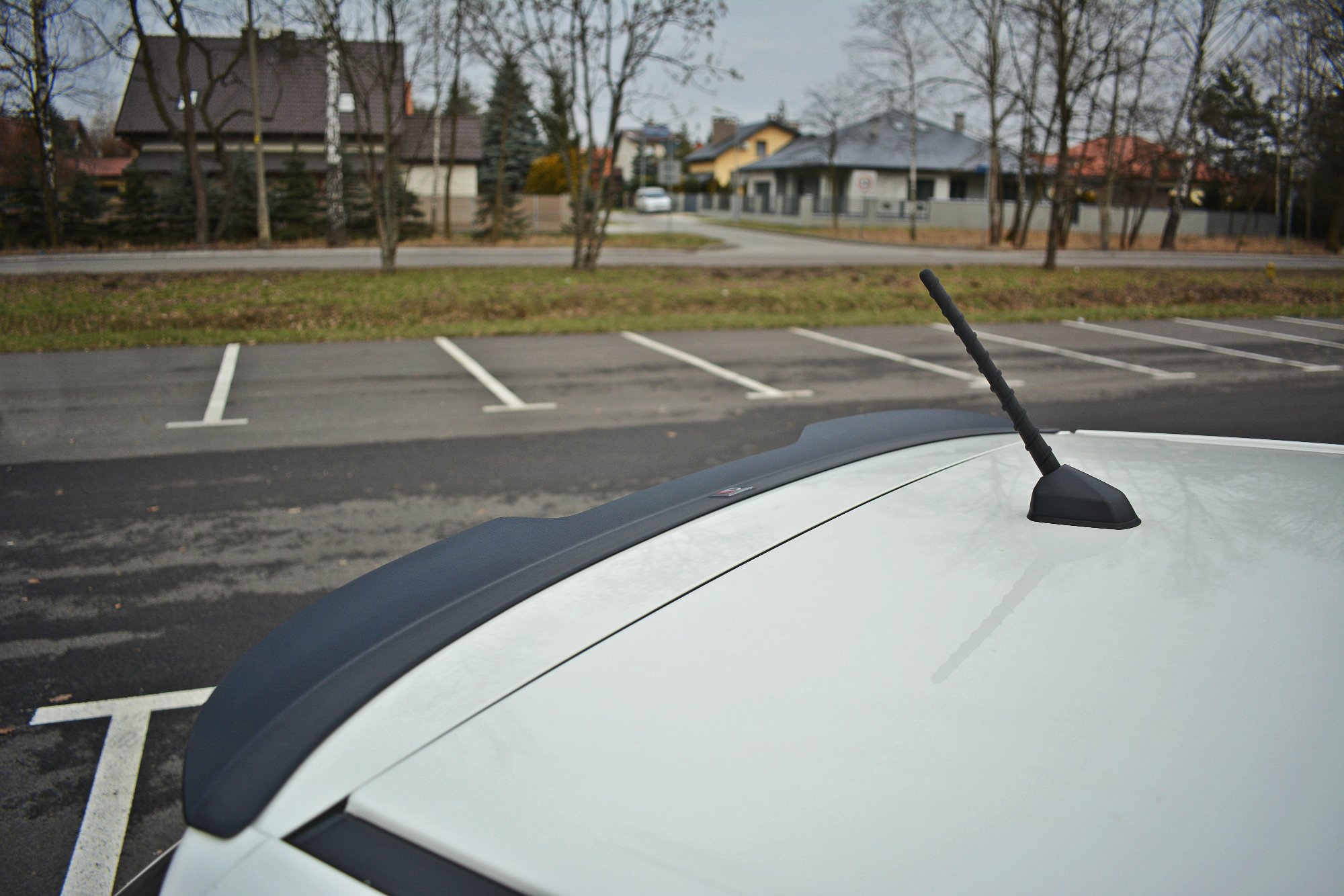 Maxton Design СПОЙЛЕР CAP SSANGYONG TIVOLI — изображение 3