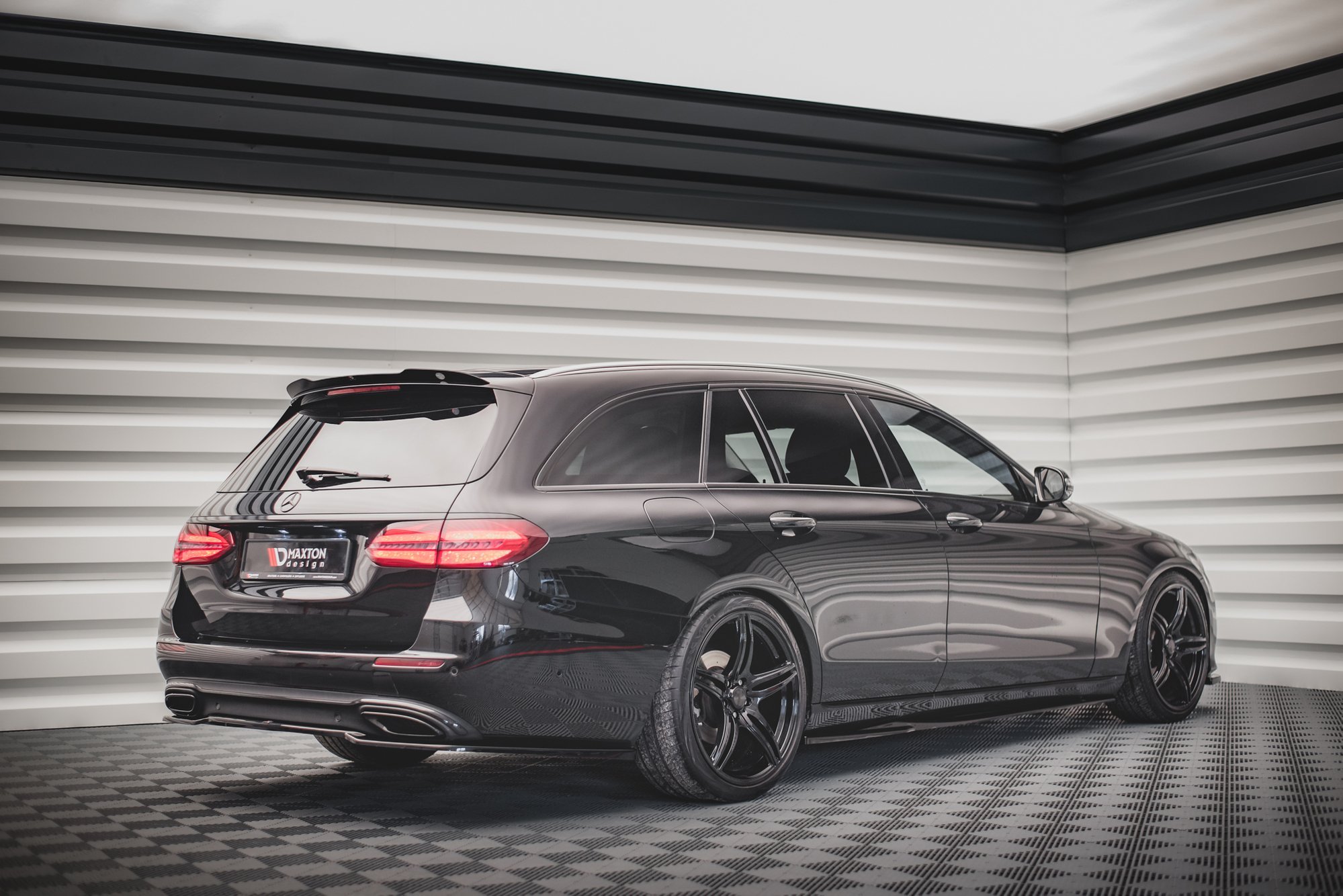 Maxton Design Спойлер V.1 Mercedes-Benz E Estate S213 — изображение 2