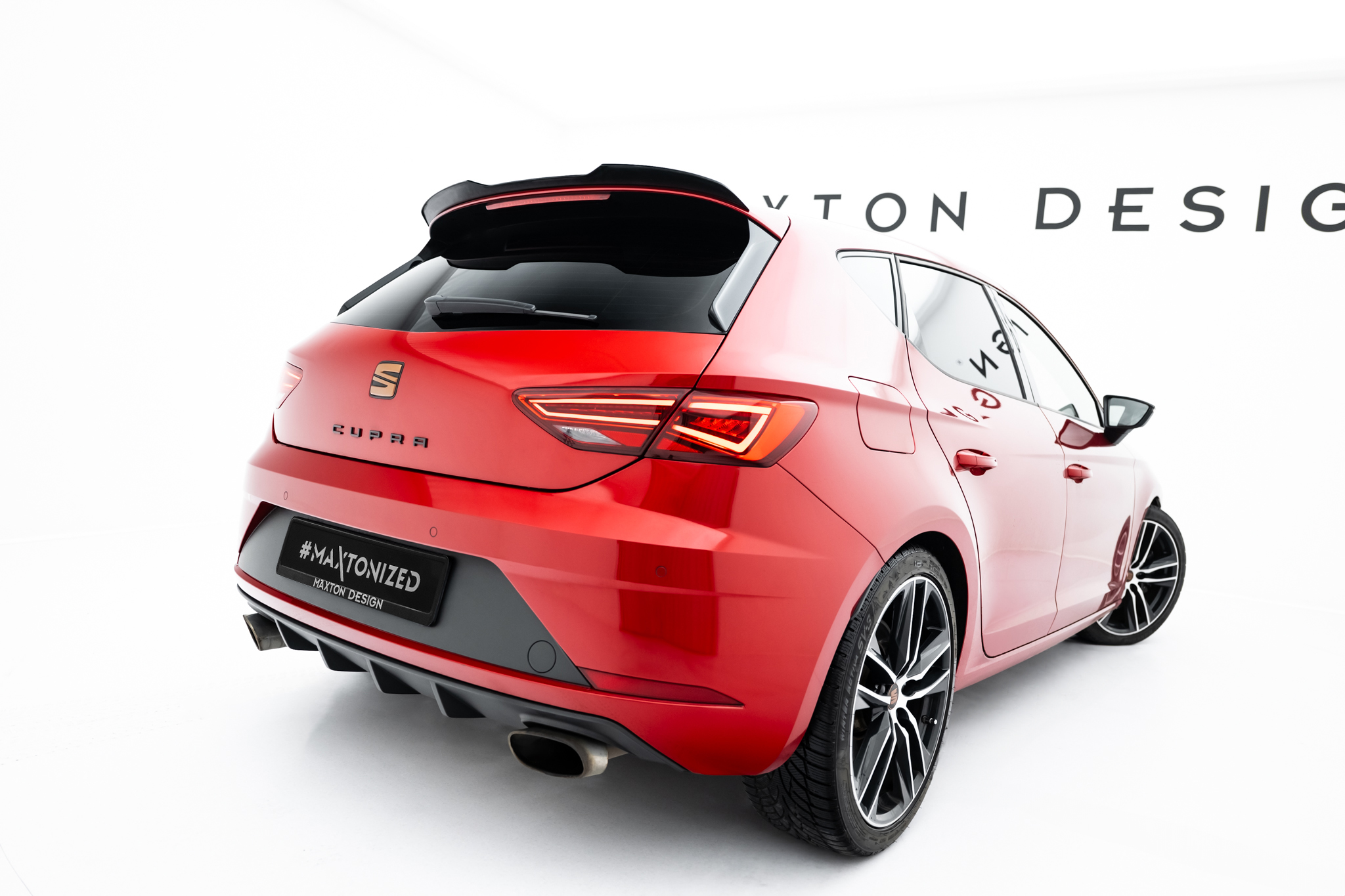 Maxton Design Накладка на спойлер V.2 для Seat Leon Cupra Hatchback Mk3 — изображение 2