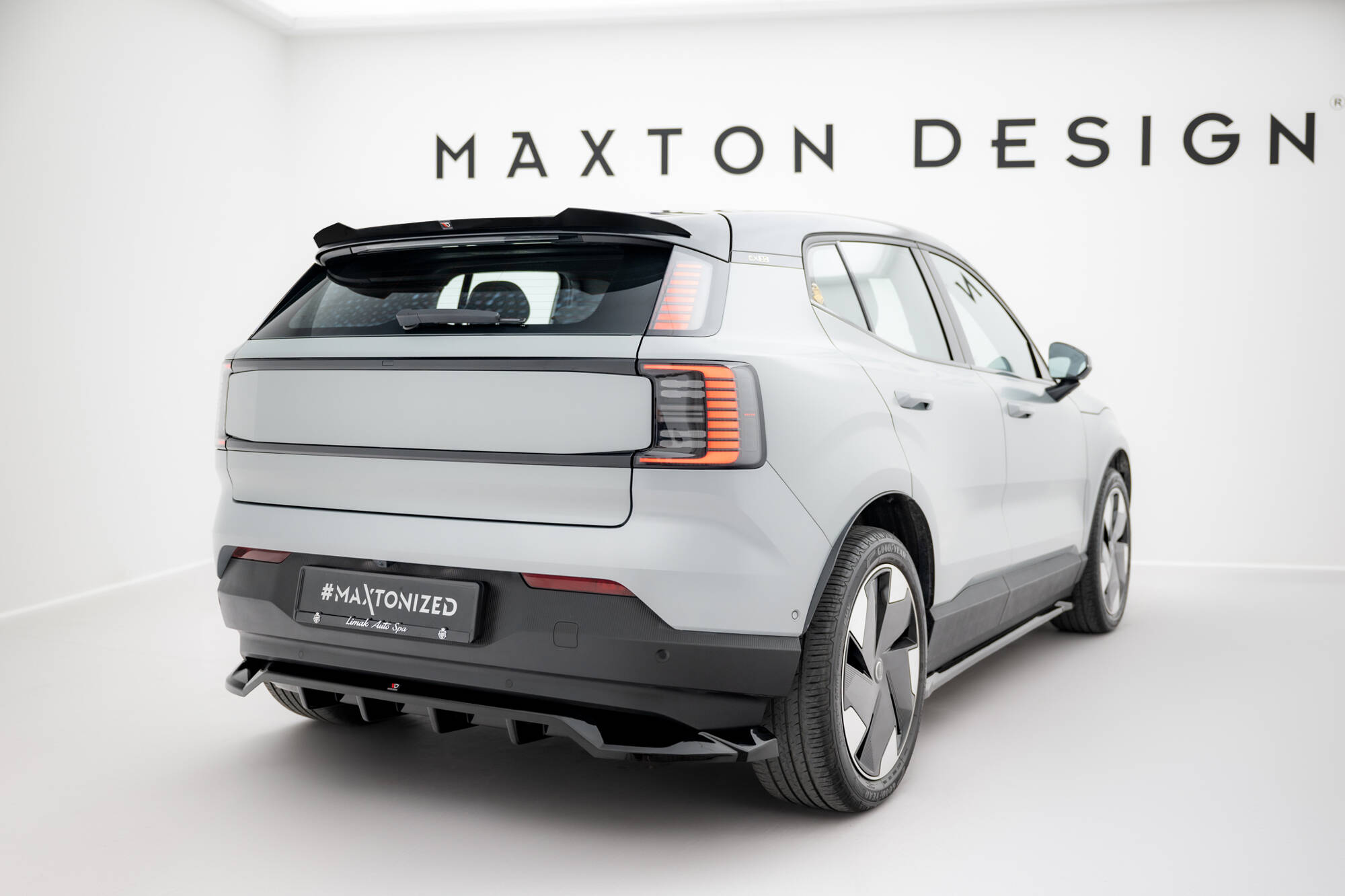 Maxton Design Спойлер Volvo EX30 Mk1 — изображение 2