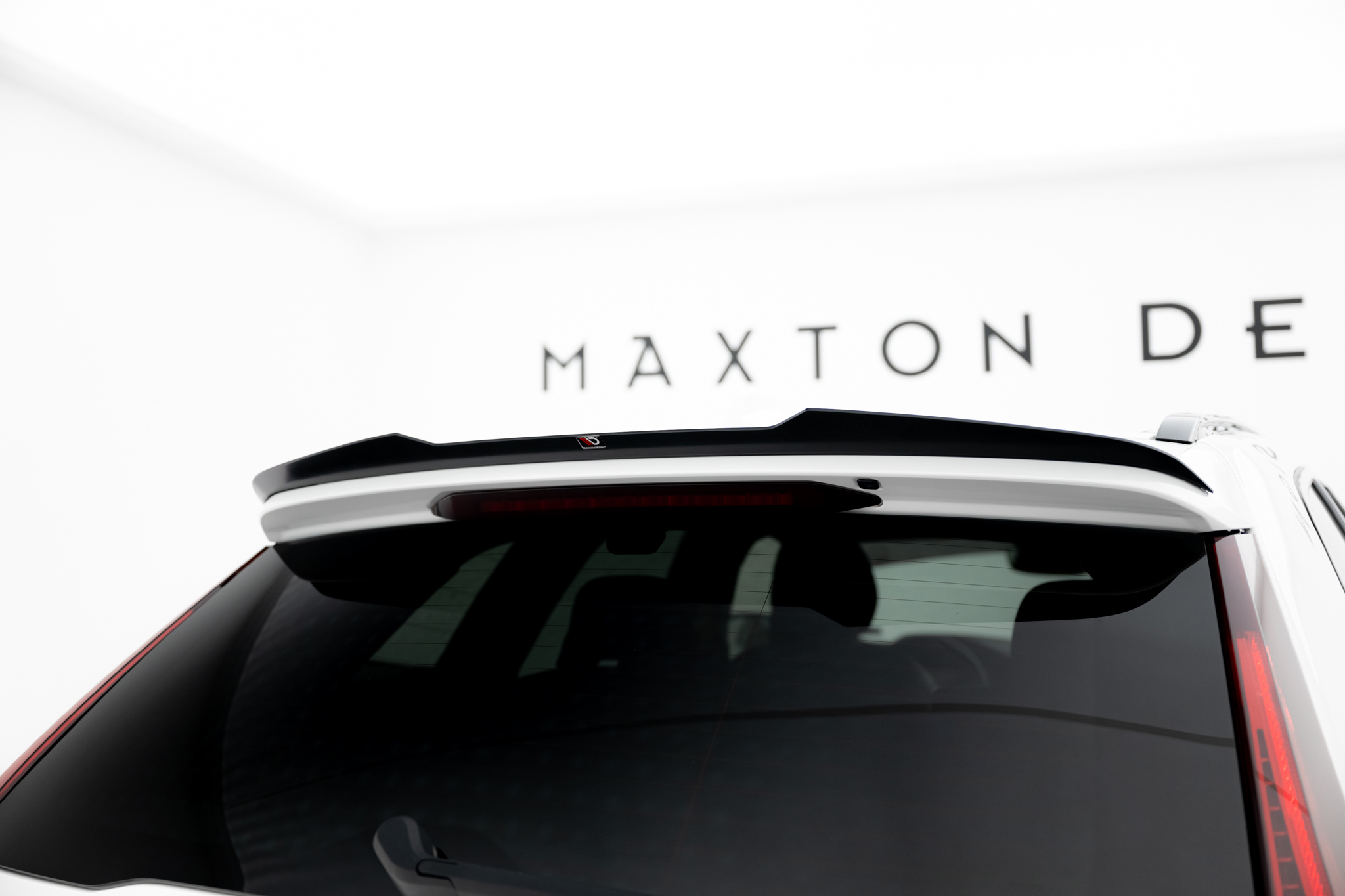 Maxton Design Накладка на спойлер Volvo XC60 Mk2 R-Design