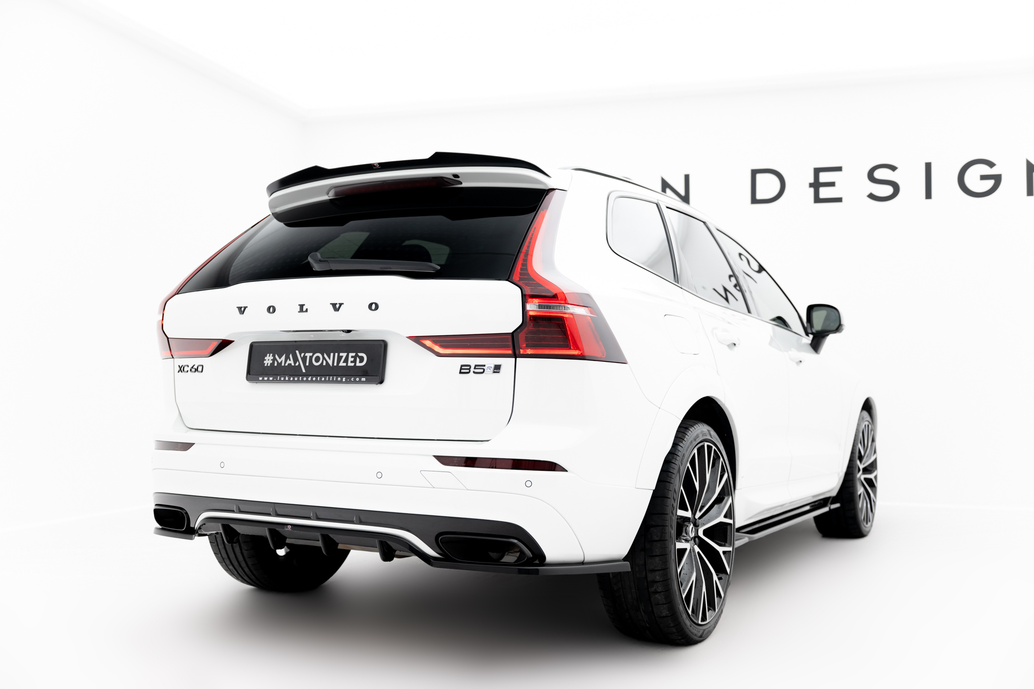 Maxton Design Накладка на спойлер Volvo XC60 Mk2 R-Design — изображение 2
