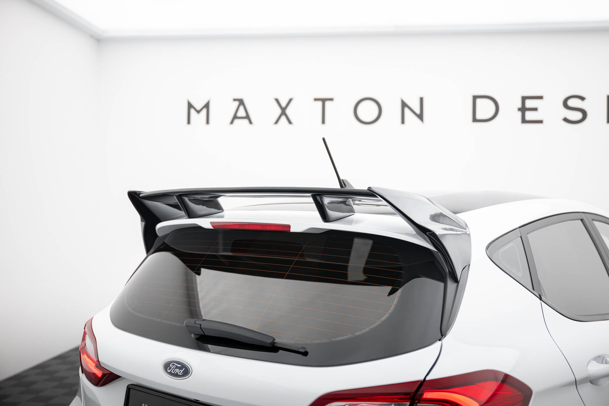 Maxton Design Спойлер Ford Fiesta Standard / ST-Line Mk8