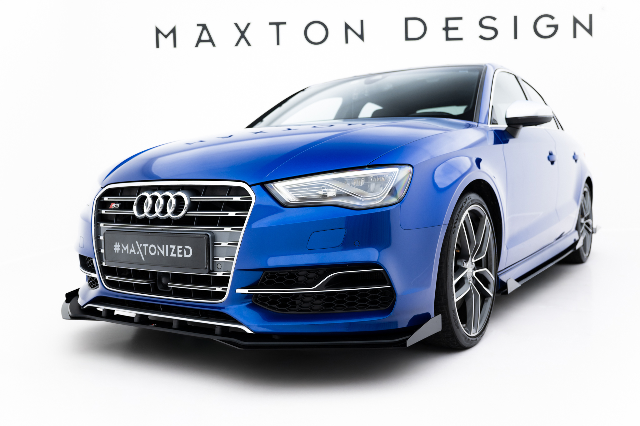 Maxton Design Передний сплиттер Street Pro + брызговики для Audi S3 / A3 S-Line Sedan 8V