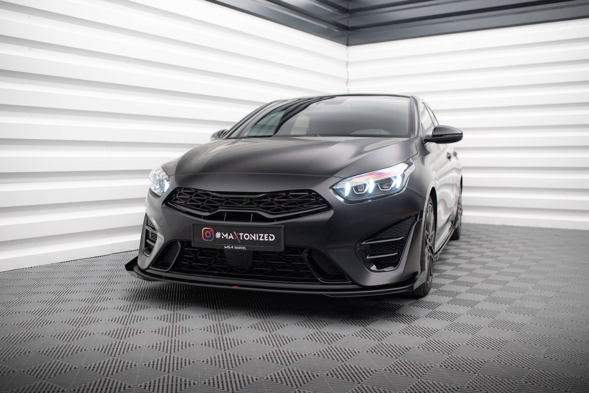Maxton Design Передний сплиттер Street Pro + брызговики для Kia Proceed GT Mk3 Facelift / Ceed GT / GT-Line Mk1 Facelift