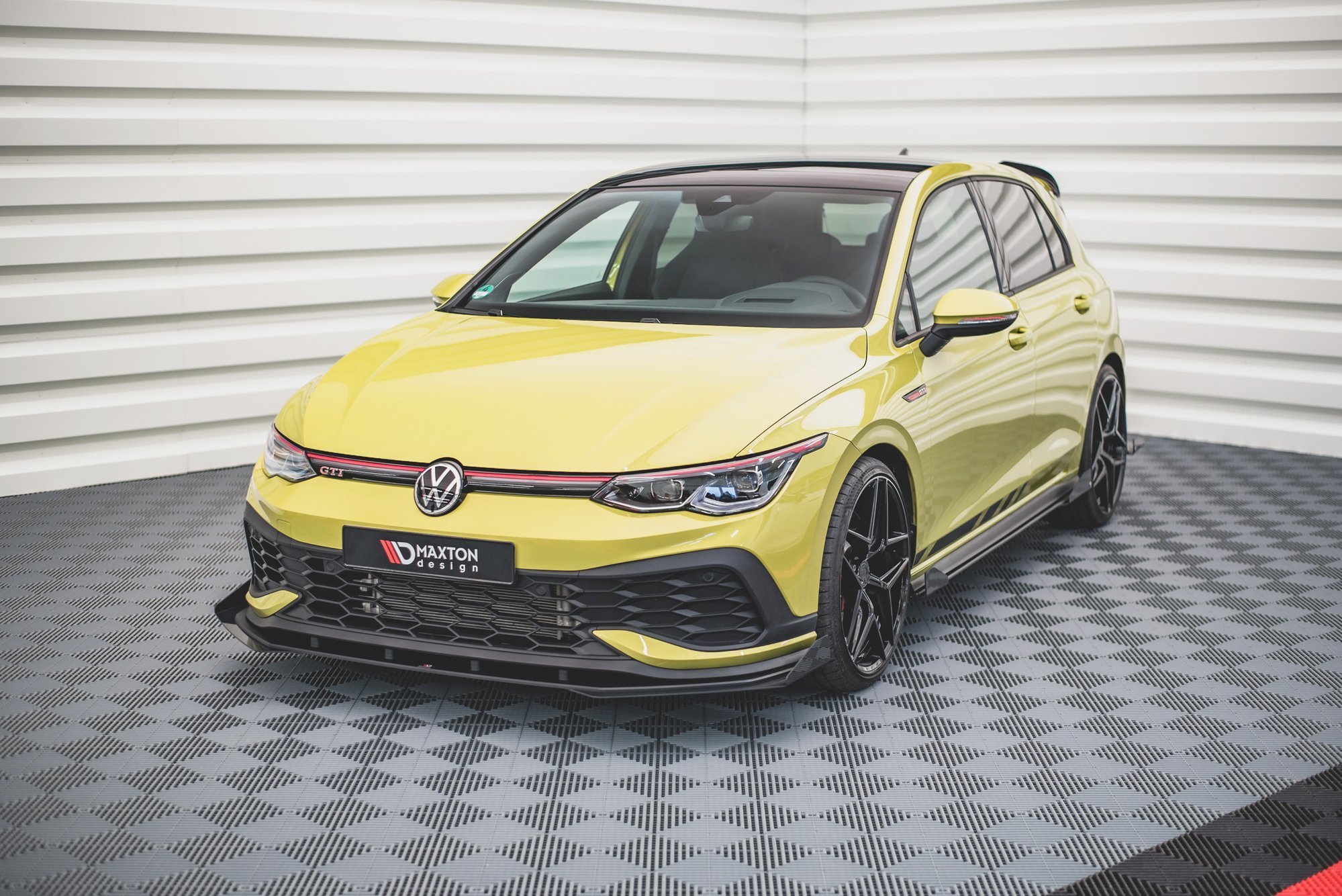 Maxton Design Передний сплиттер Street Pro + закрылки Volkswagen Golf GTI Clubsport Mk8