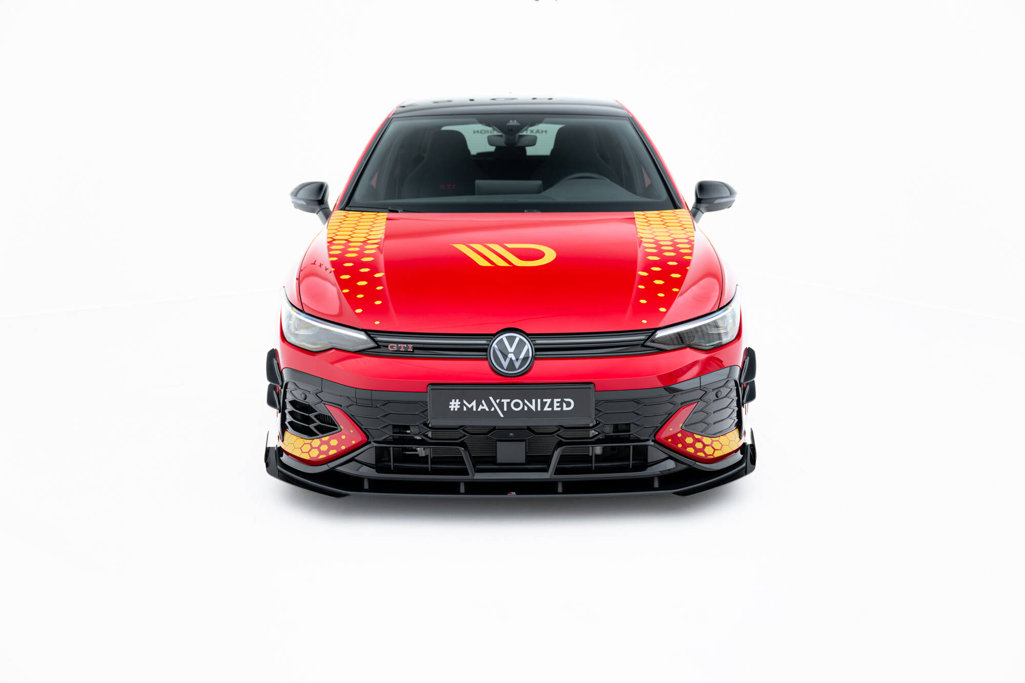 Maxton Design Передний сплиттер Street Pro + брызговики для Volkswagen Golf GTI Clubsport Mk8 Facelift — изображение 2