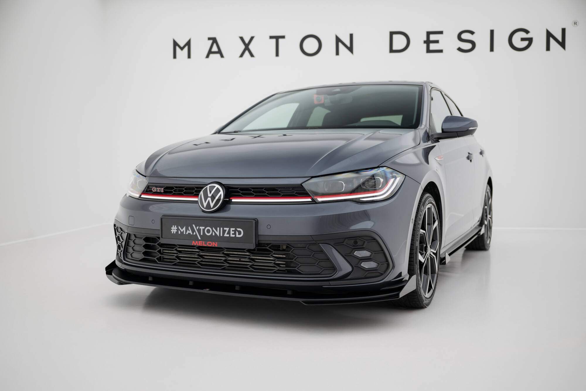 Maxton Design Передний сплиттер Street Pro + брызговики для Volkswagen Polo GTI Mk6 Facelift