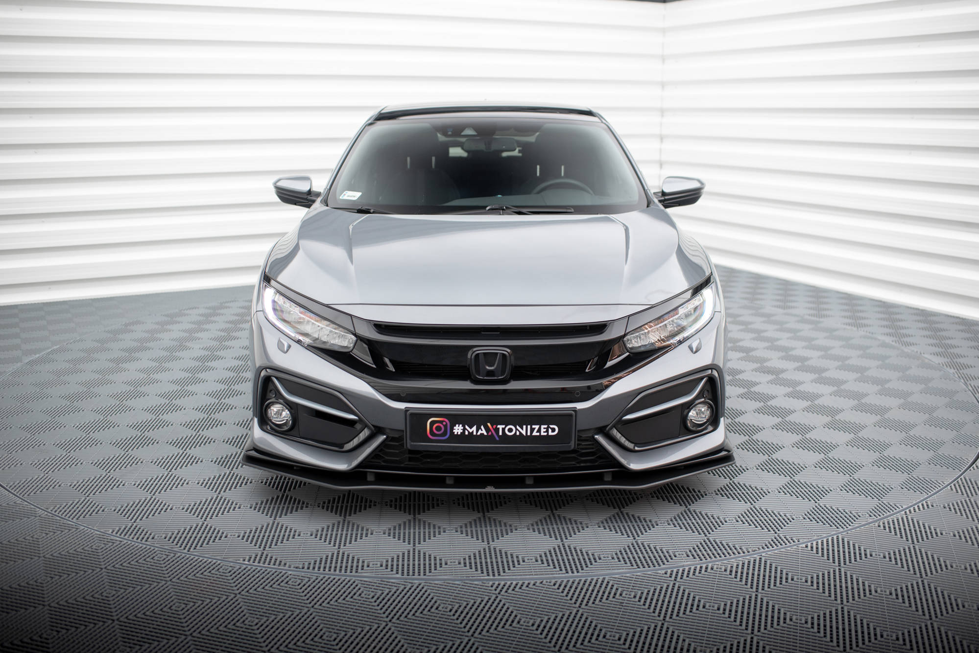 Maxton Design Передний сплиттер Street Pro для Honda Civic Sport Mk 10 — изображение 2