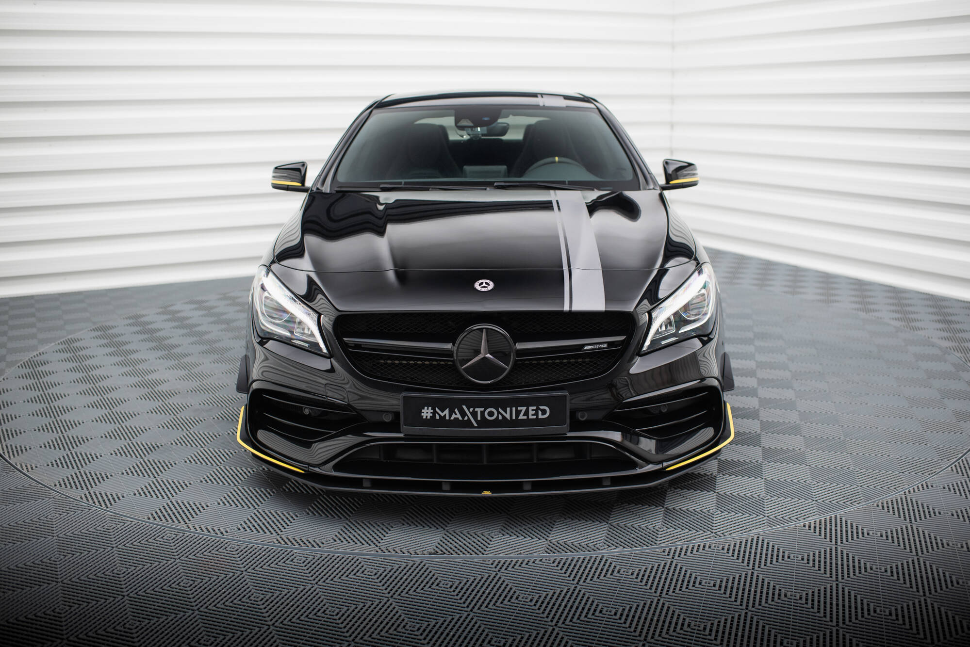 Maxton Design Передний сплиттер Street Pro для Mercedes-AMG CLA 45 Aero C117 Facelift — изображение 2