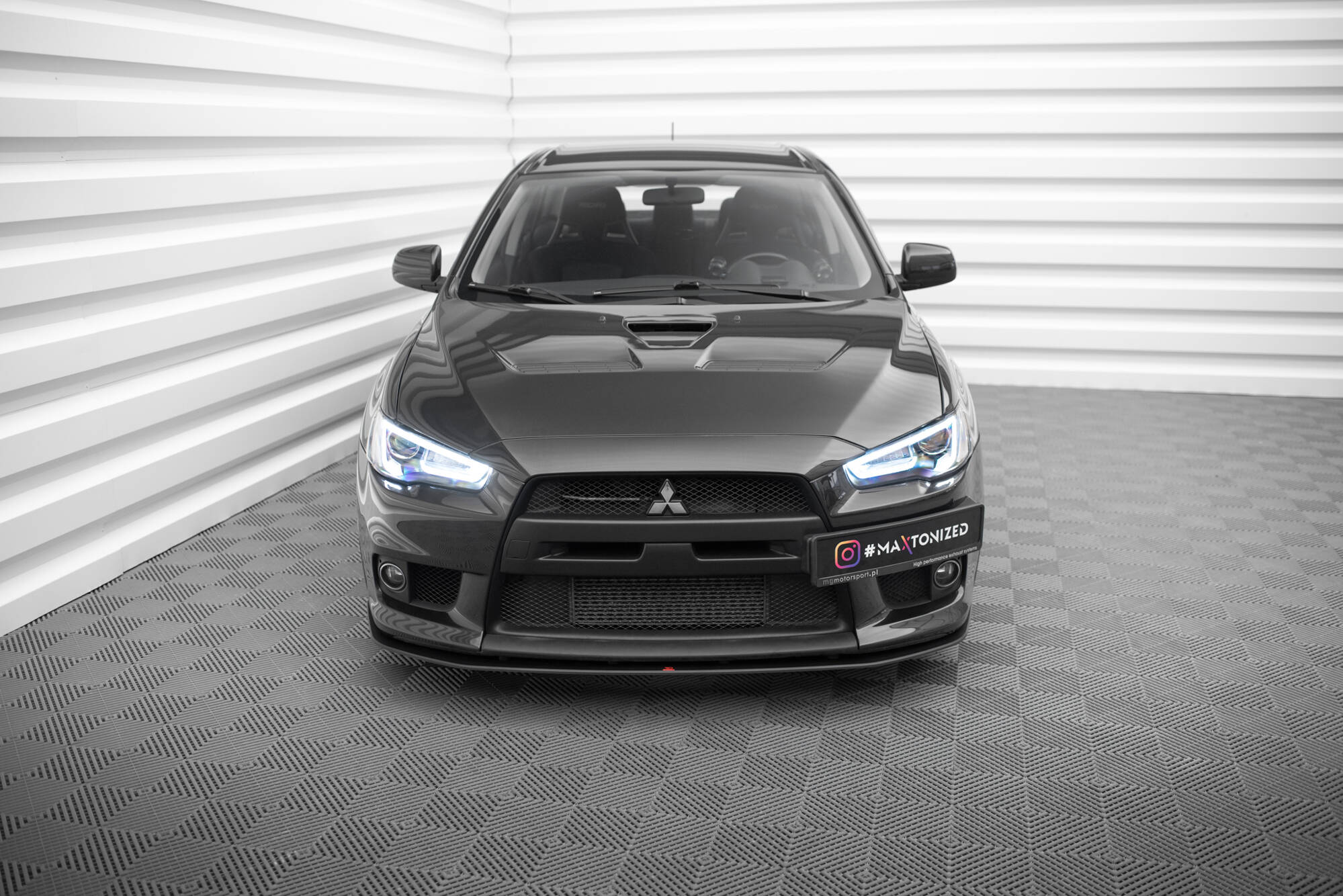 Maxton Design Передний сплиттер Street Pro для Mitsubishi Lancer EVO X — изображение 2