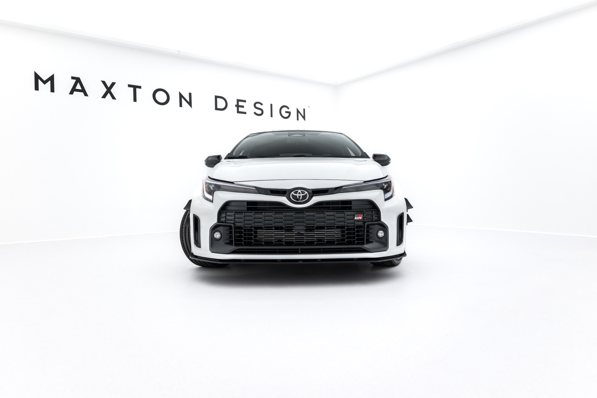 Maxton Design Передний сплиттер Street Pro для Toyota GR Corolla Mk12 — изображение 6