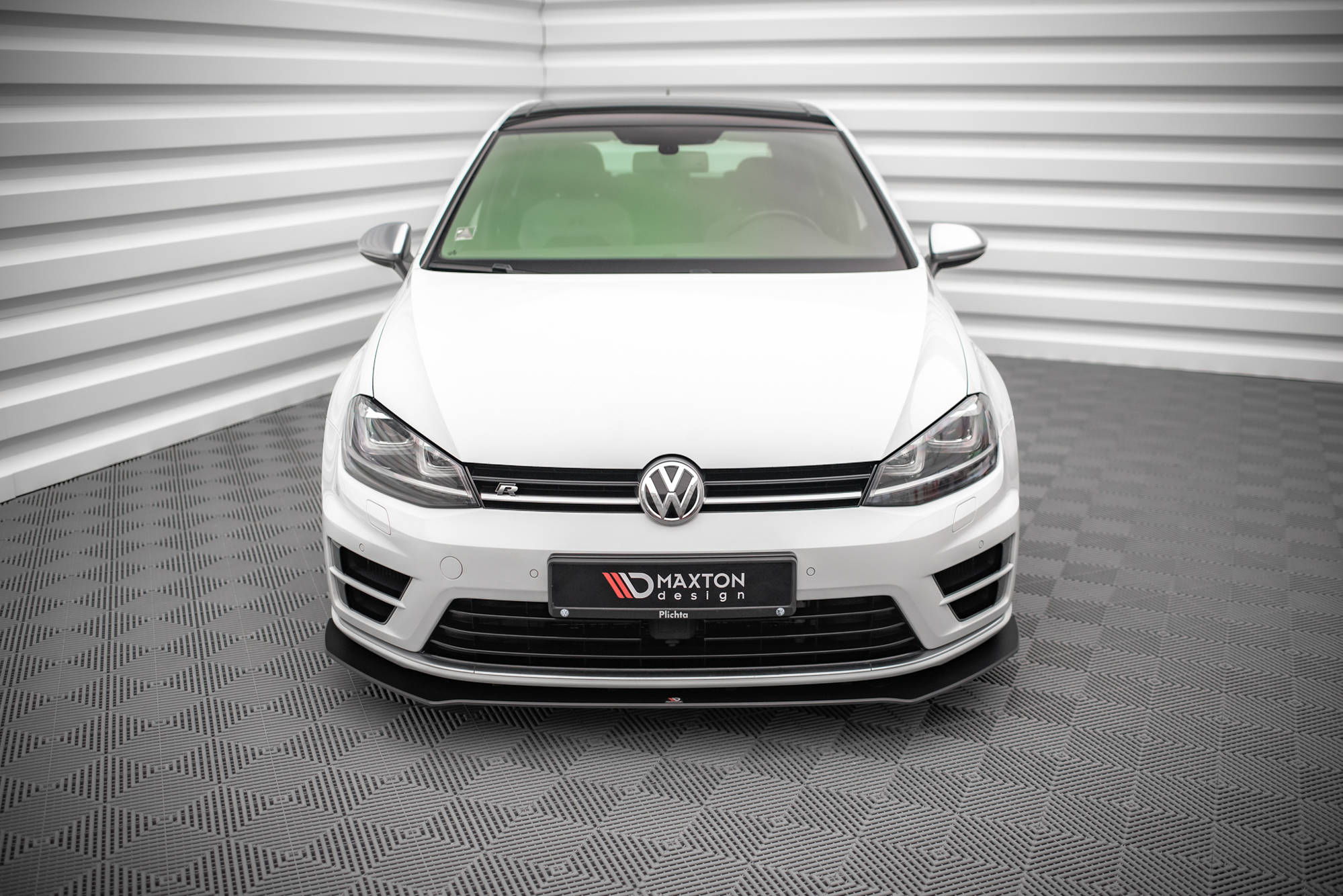 Maxton Design Передний сплиттер Street Pro V.1 для Volkswagen Golf R Mk7