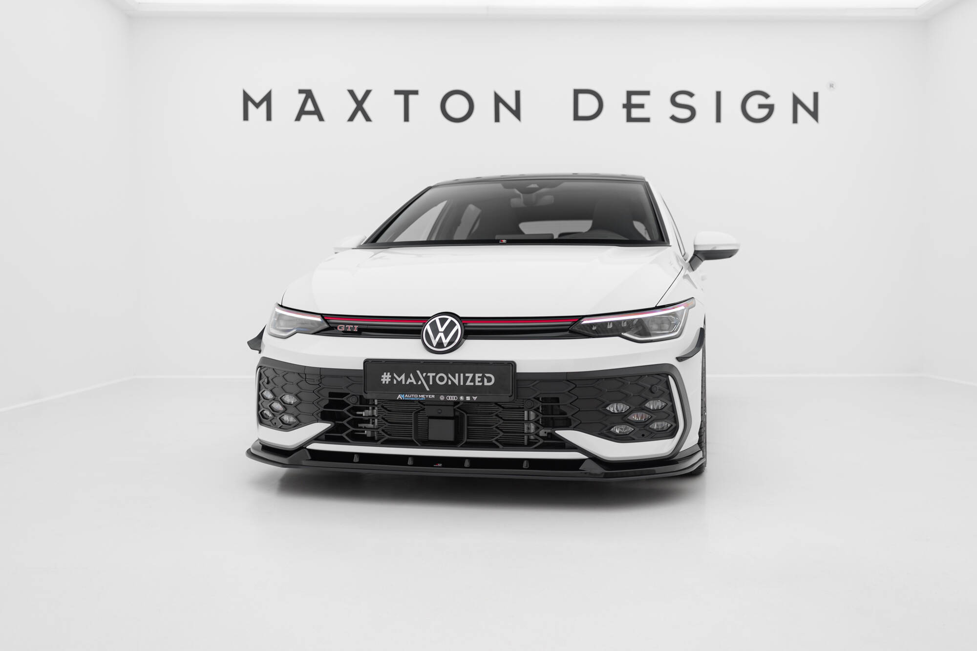 Maxton Design Передний сплиттер Street Pro V.2 для Volkswagen Golf GTI / GTE / R-Line Mk8 (рестайлинг)