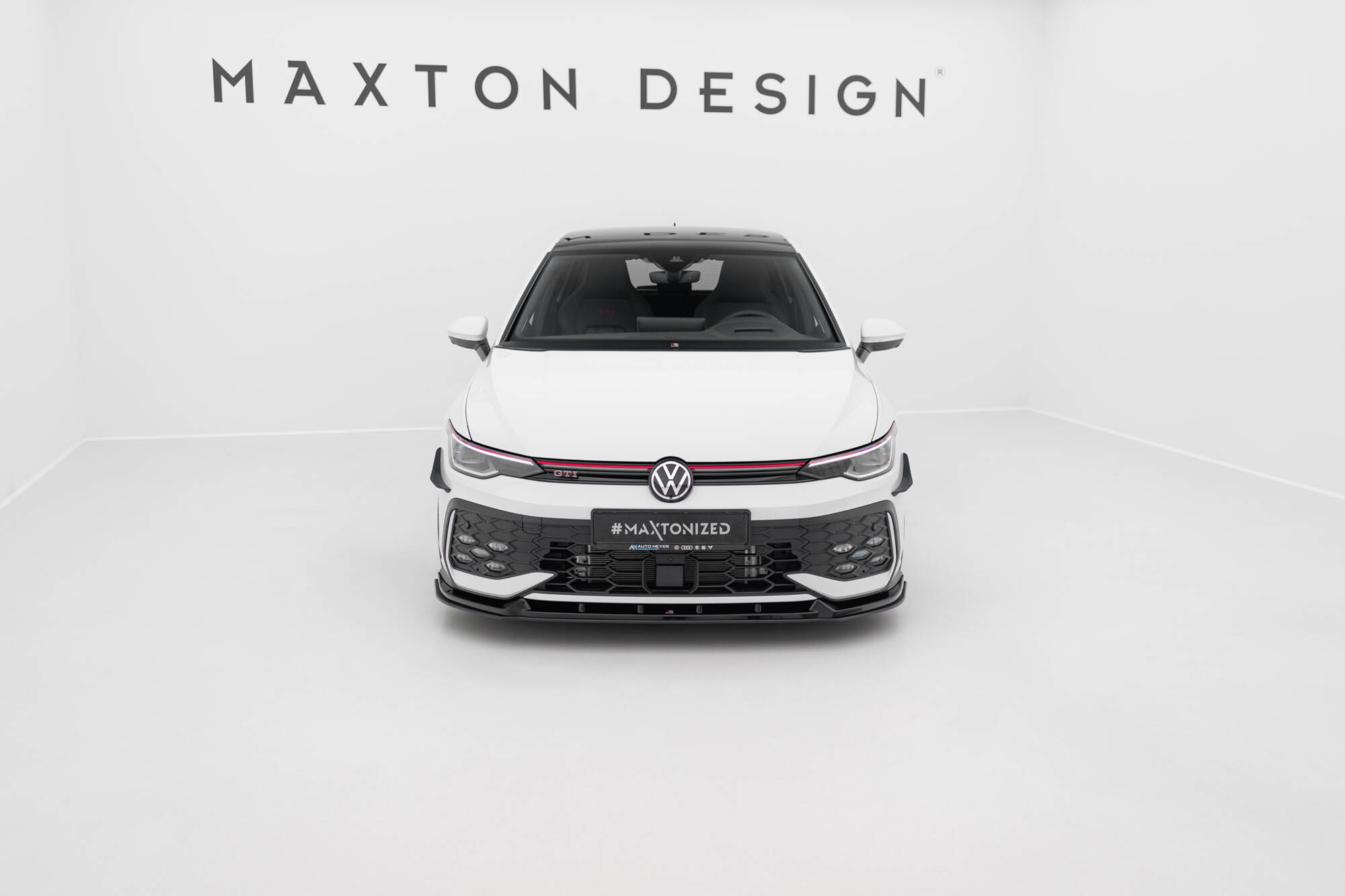 Maxton Design Передний сплиттер Street Pro V.2 для Volkswagen Golf GTI / GTE / R-Line Mk8 (рестайлинг) — изображение 2
