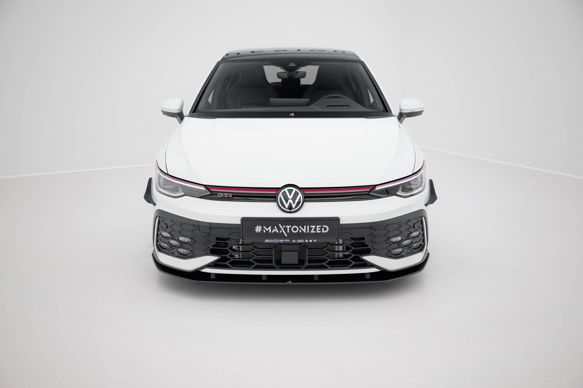 Maxton Design Передний сплиттер Street Pro для Volkswagen Golf GTI / GTE / R-Line Mk8 Facelift — изображение 2
