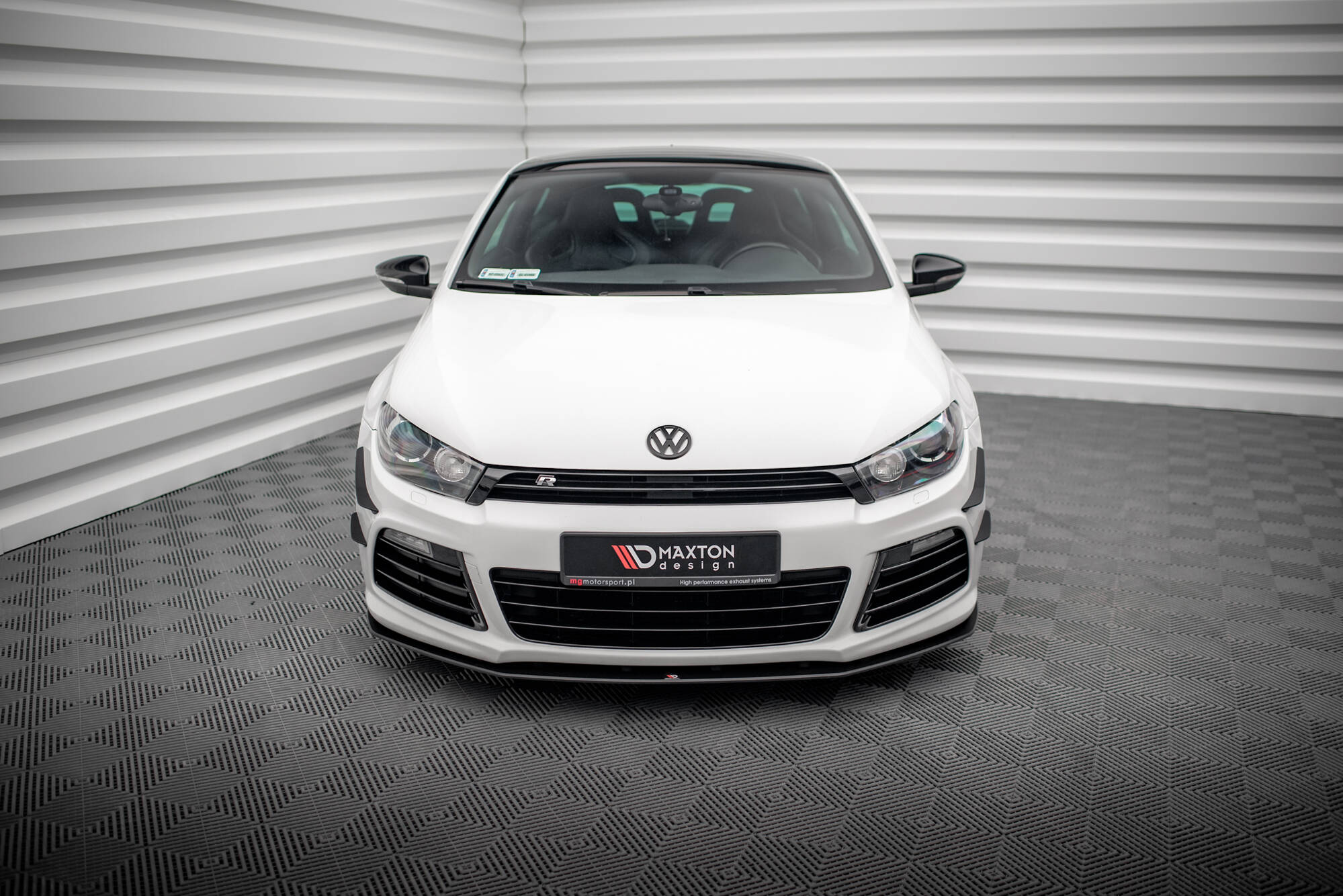 Maxton Design Передний сплиттер Street Pro для Volkswagen Scirocco R Mk3 — изображение 2