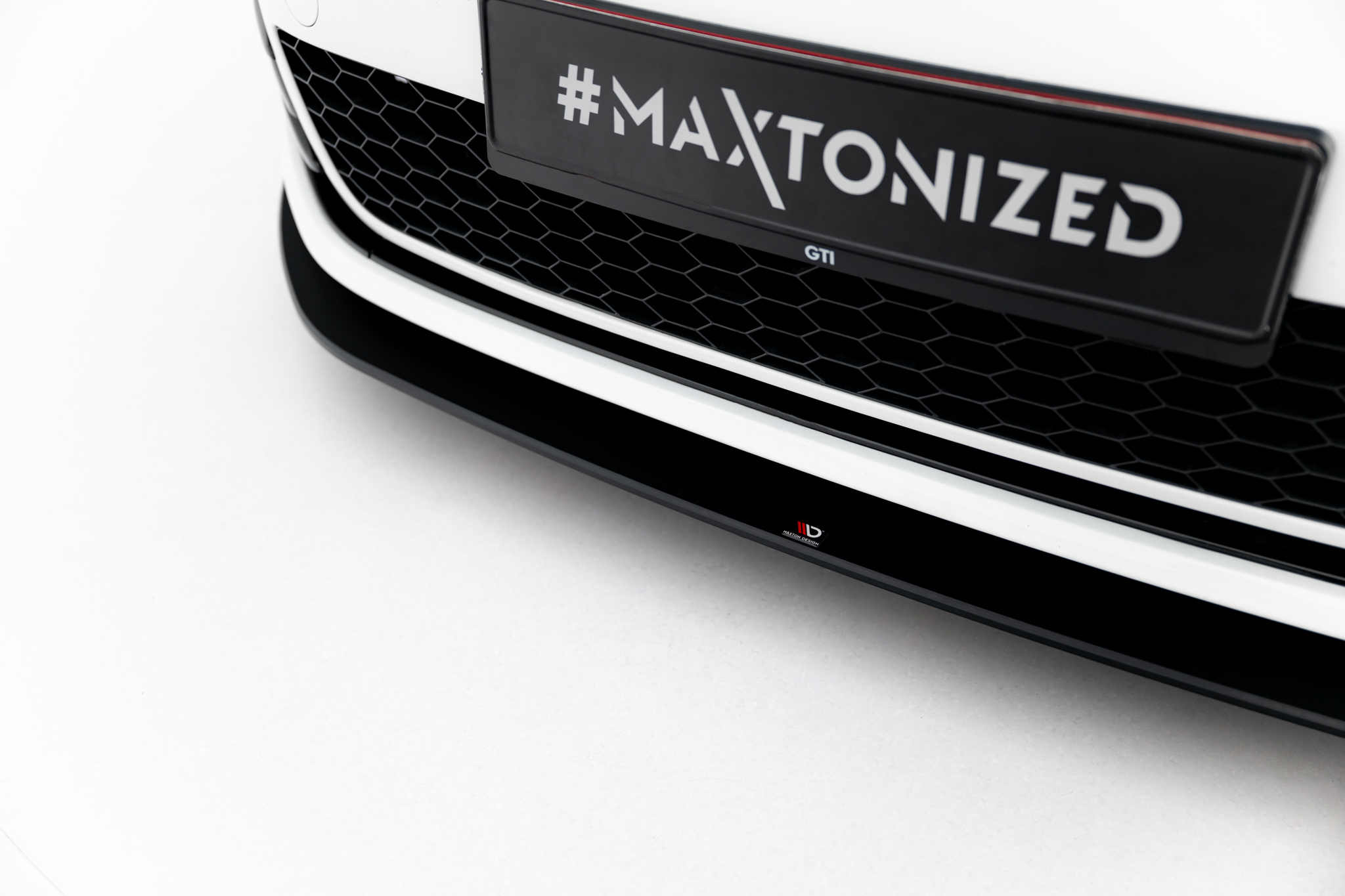 Maxton Design Передний сплиттер Street Pro для VW Golf 7 GTI — изображение 3
