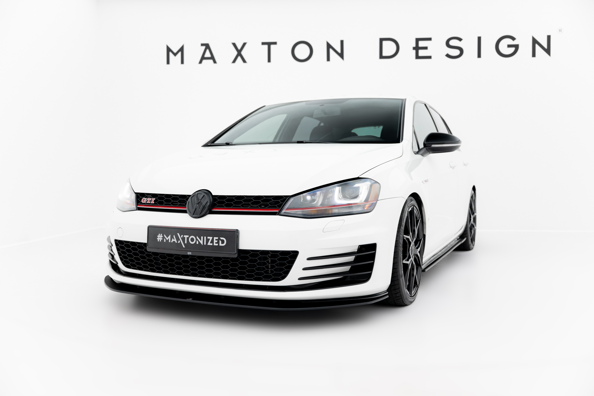 Maxton Design Передний сплиттер Street Pro для VW Golf 7 GTI