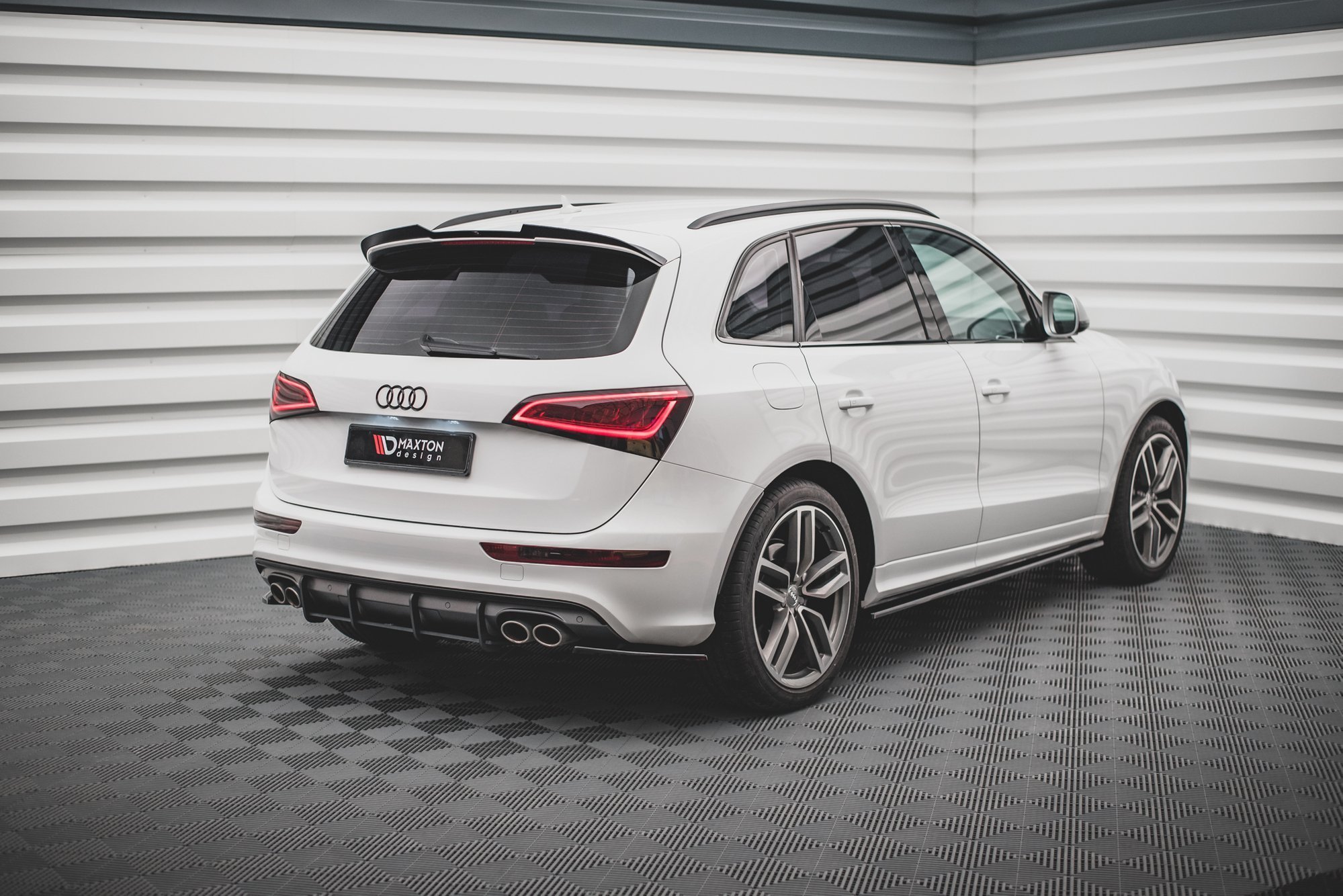 Maxton Design Задний диффузор Street Pro для Audi SQ5 Mk1 (8R) — изображение 2