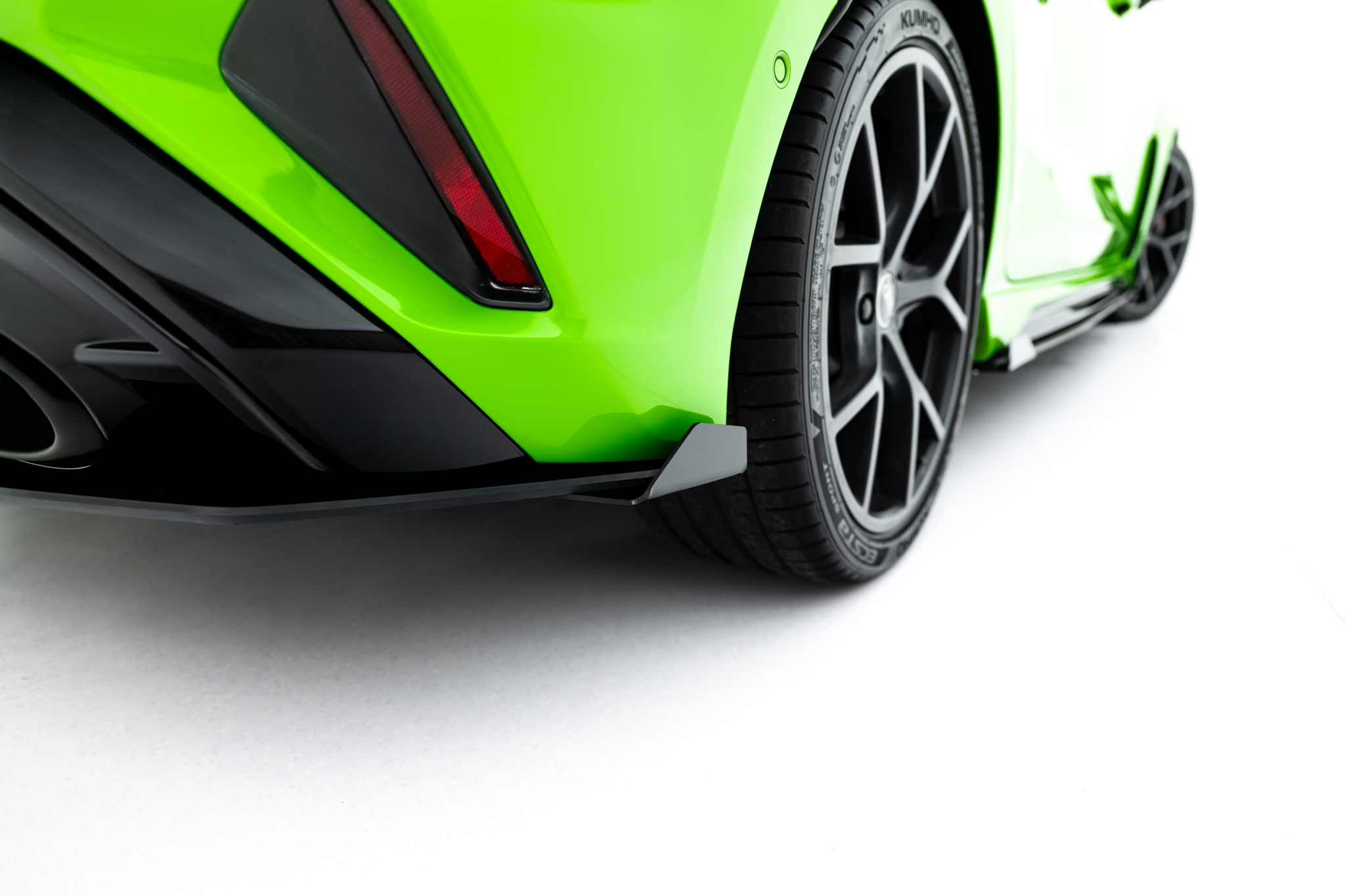 Maxton Design Задний диффузор Street Pro + накладки на крылья для Audi RS3 Sportback 8Y (рестайлинг) — изображение 3