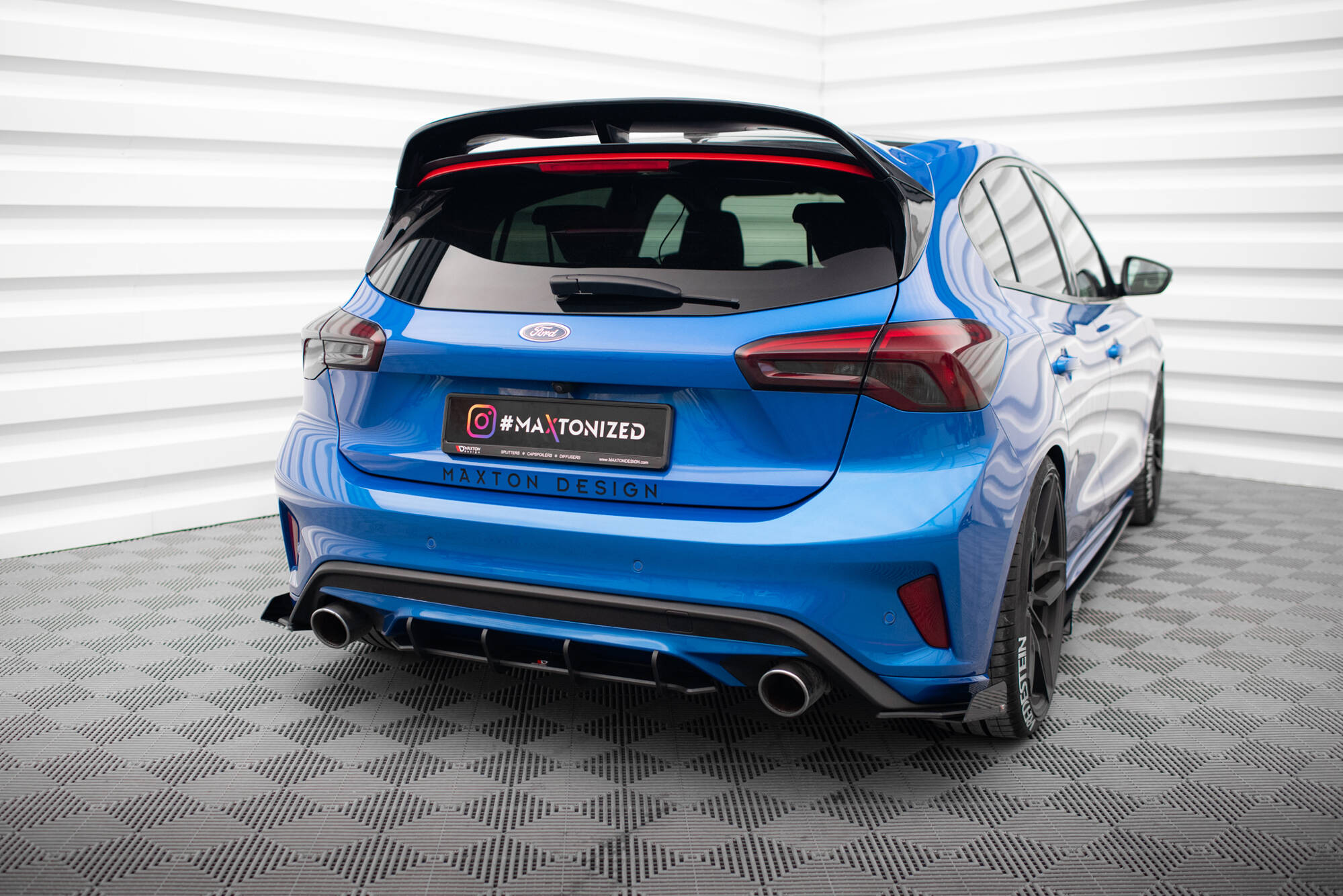 Maxton Design Задний диффузор Street Pro для Ford Focus ST Mk4 — изображение 4