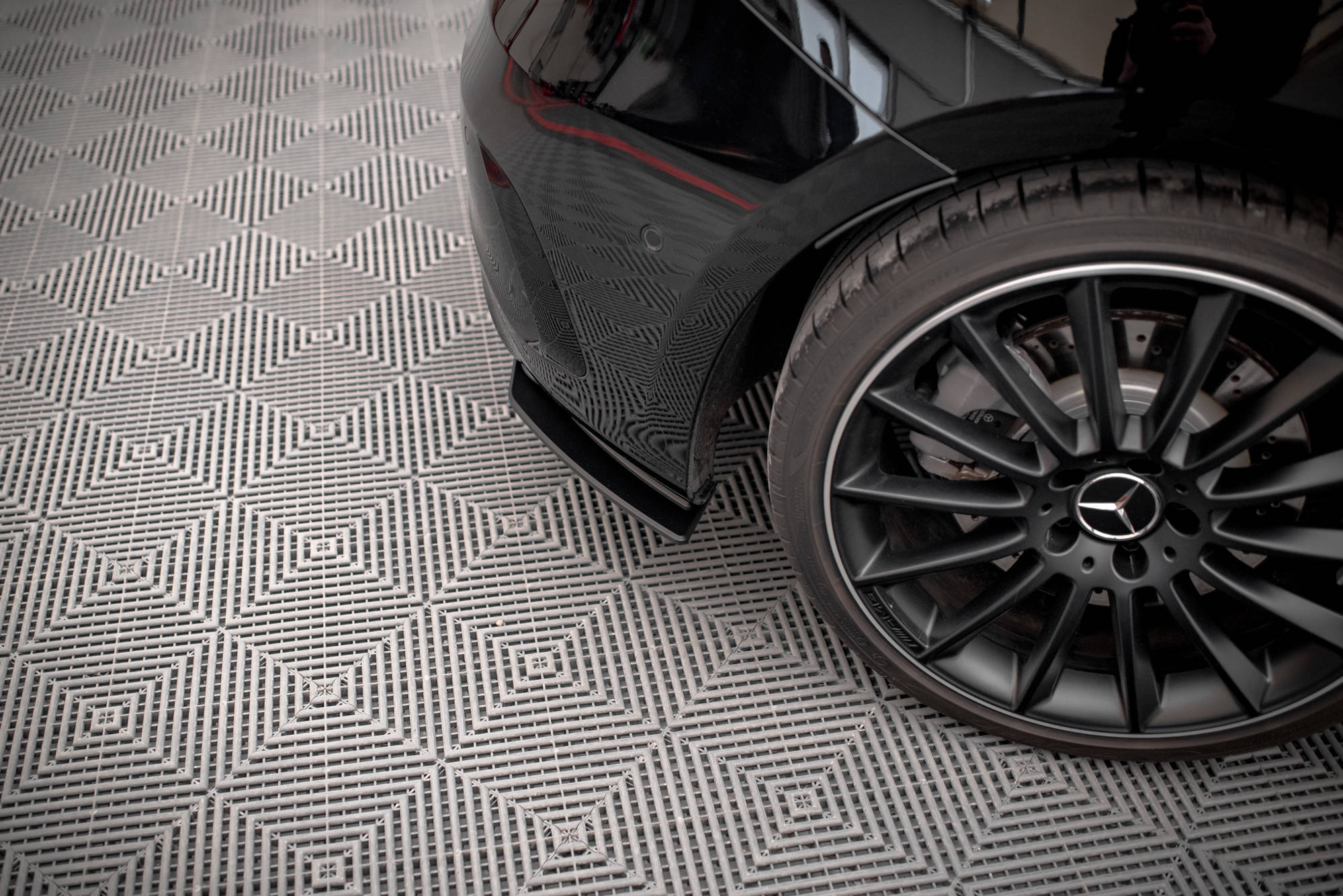 Maxton Design Задний диффузор Street Pro для Mercedes A35 AMG Hatchback Aero Pack W177 — изображение 2